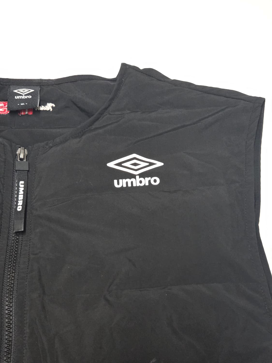 Umbro 블랙 오리털 패딩 조끼 95 (실측 66/60) 상품이미지2