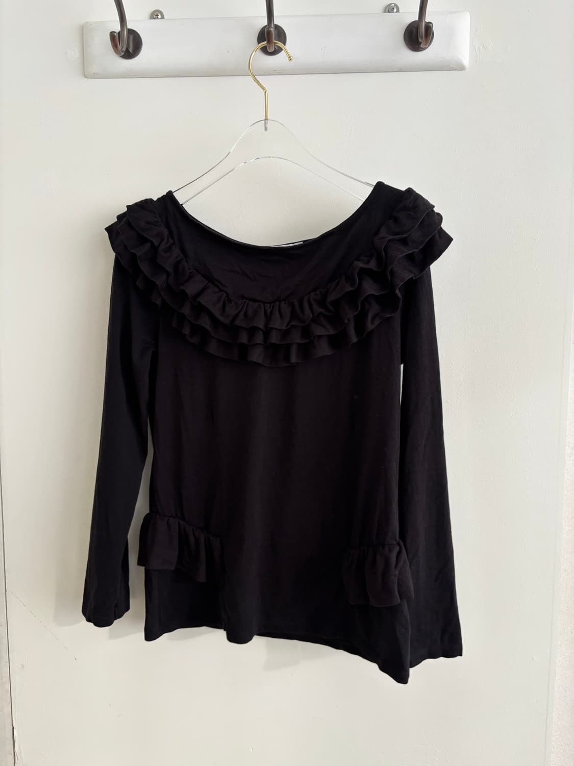 오네갸루 블랙 프릴 티셔츠 상품이미지3