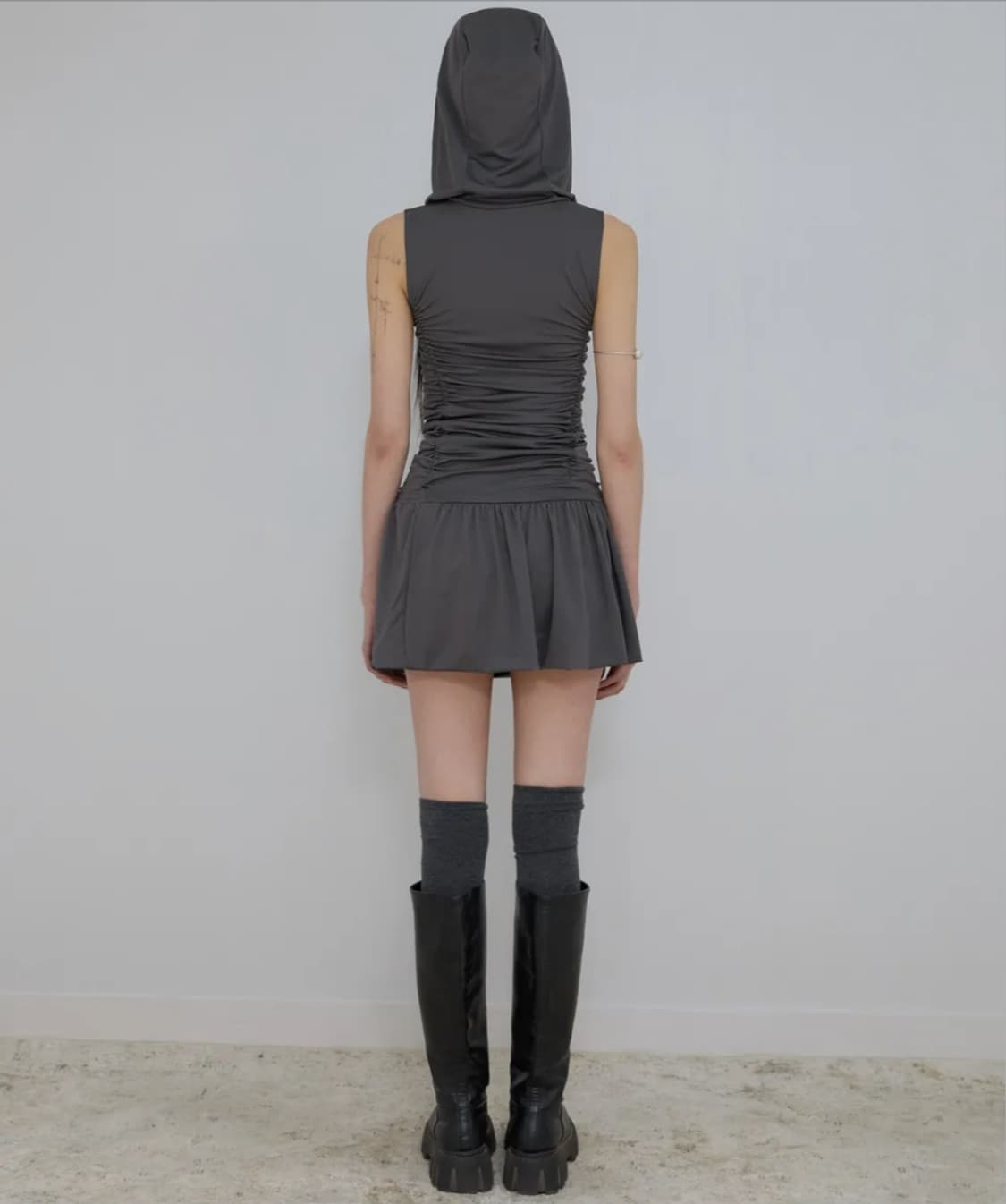 (판매) 플레어업 hooded high neck dress 하이넥 원피스 상품이미지4