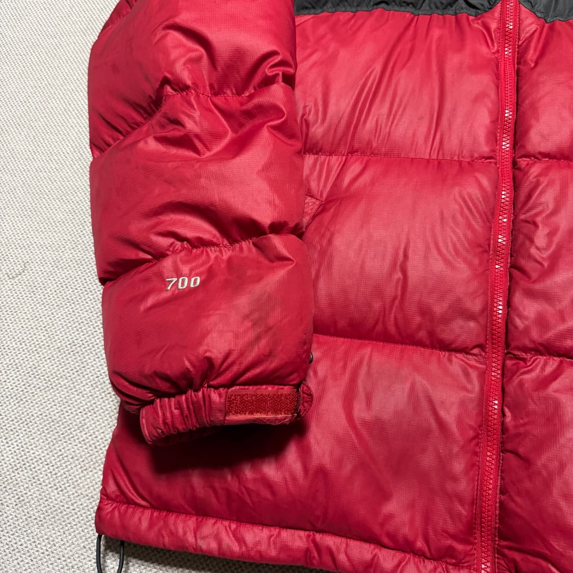 노스페이스 700 눕시 패딩 상품이미지2