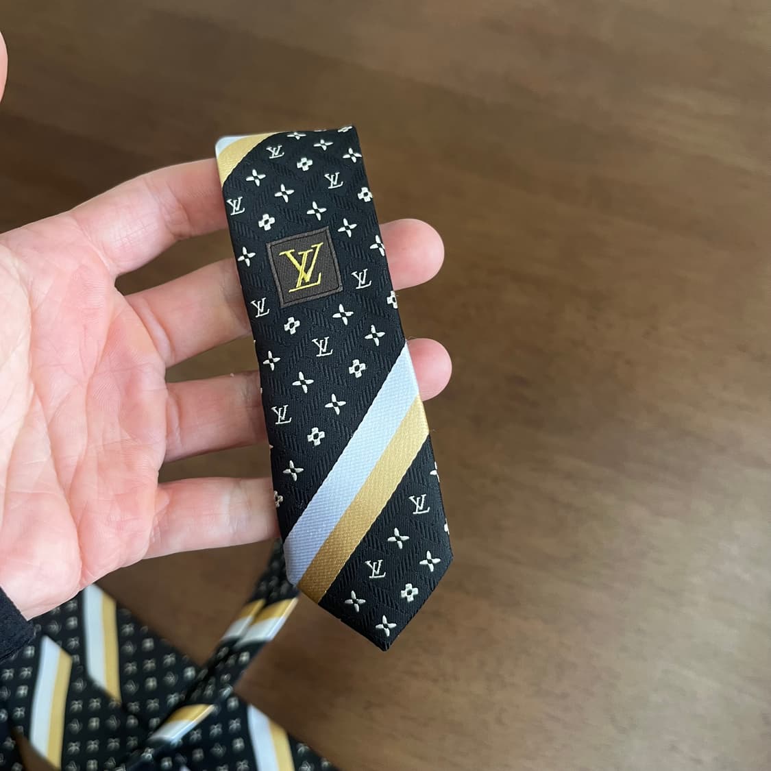 루이비통 실크 넥타이  상품이미지4