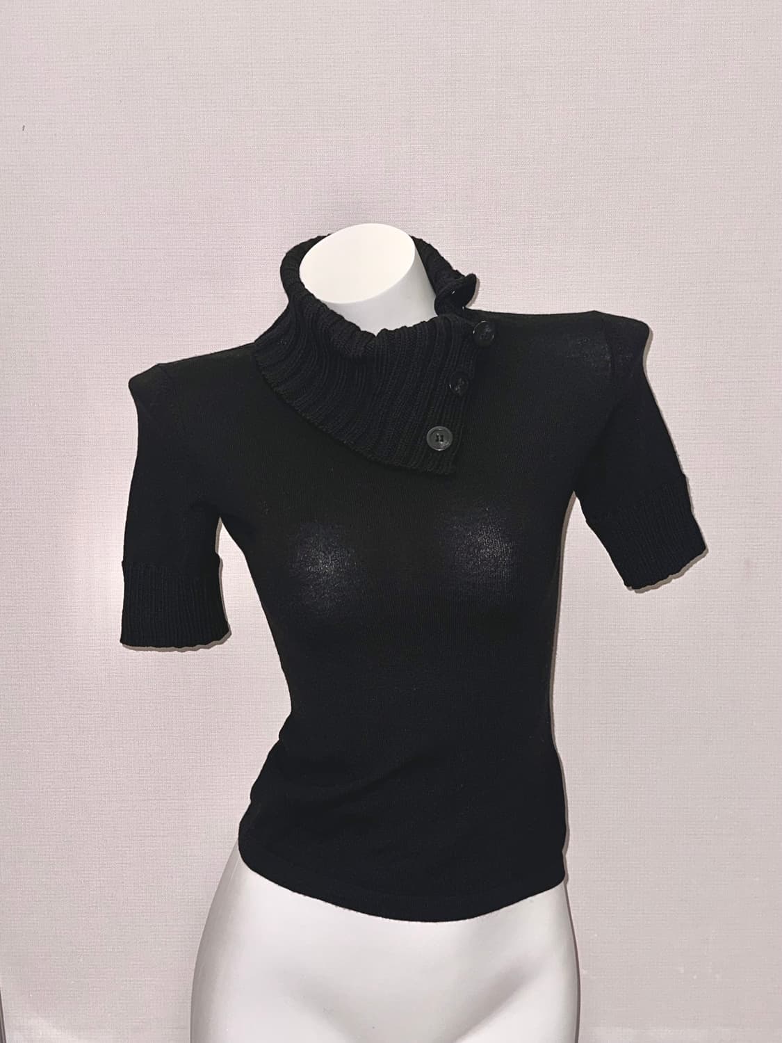 빈티지 버튼 폴라 반소매 니트 상품이미지1