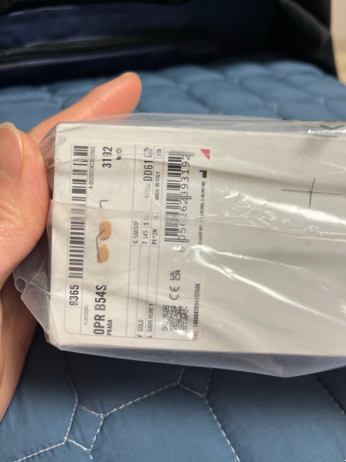 프라다 선글라스 더 아이코닉 메탈 플라크 허니 렌즈 상품이미지7