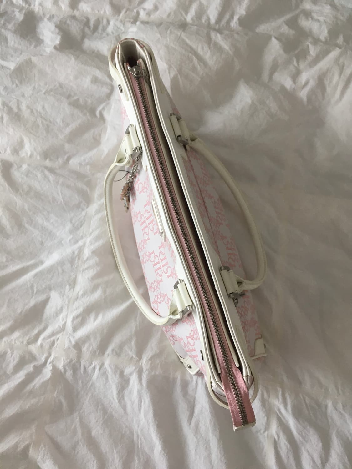 핑키앤다이안 흰핑 오블리크 챰 숄더백 히메갸루 보부상 핀터깔 상품이미지6