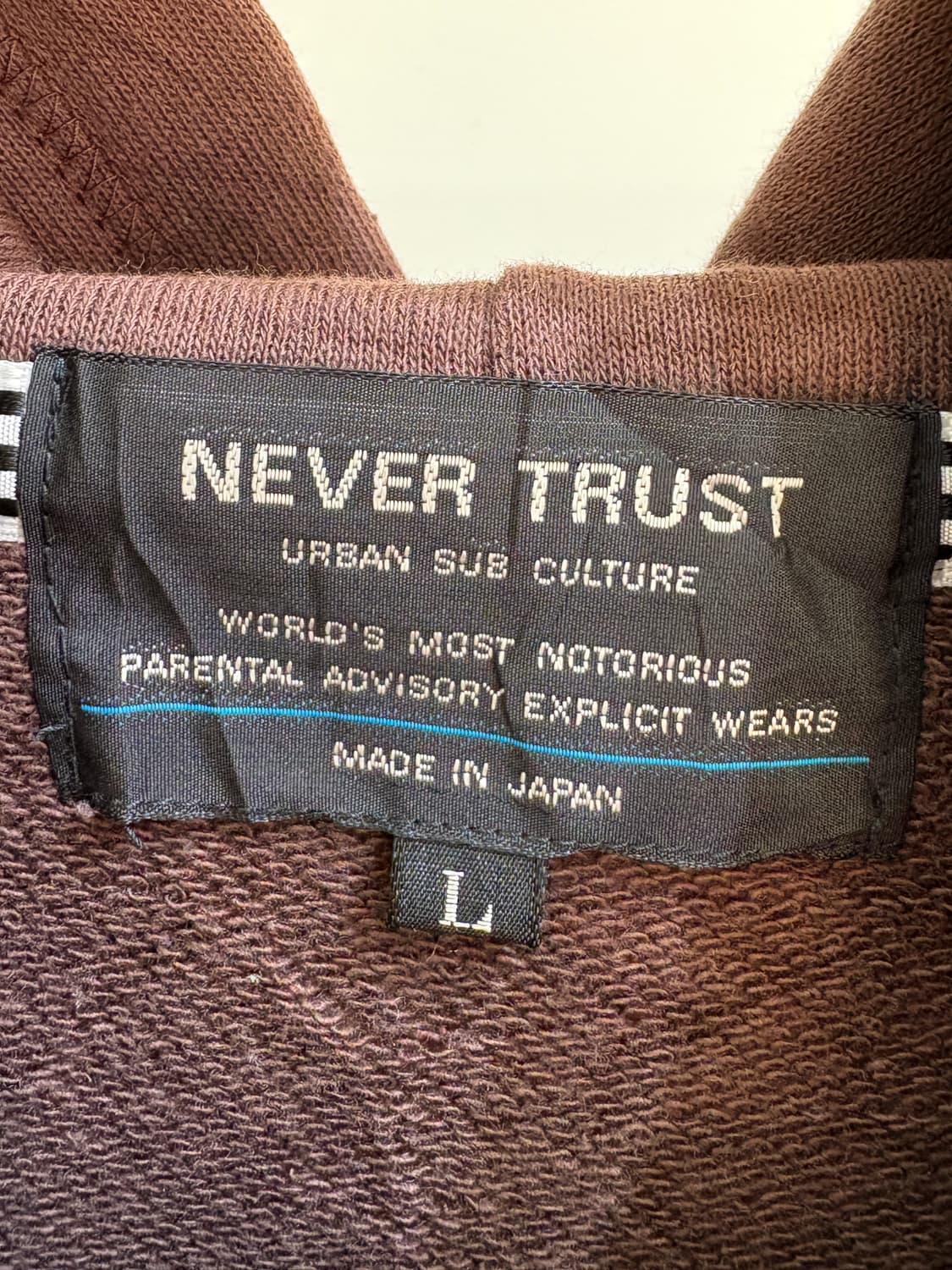NEVER TRUST (Made in Japan) 후드집업 상품이미지6