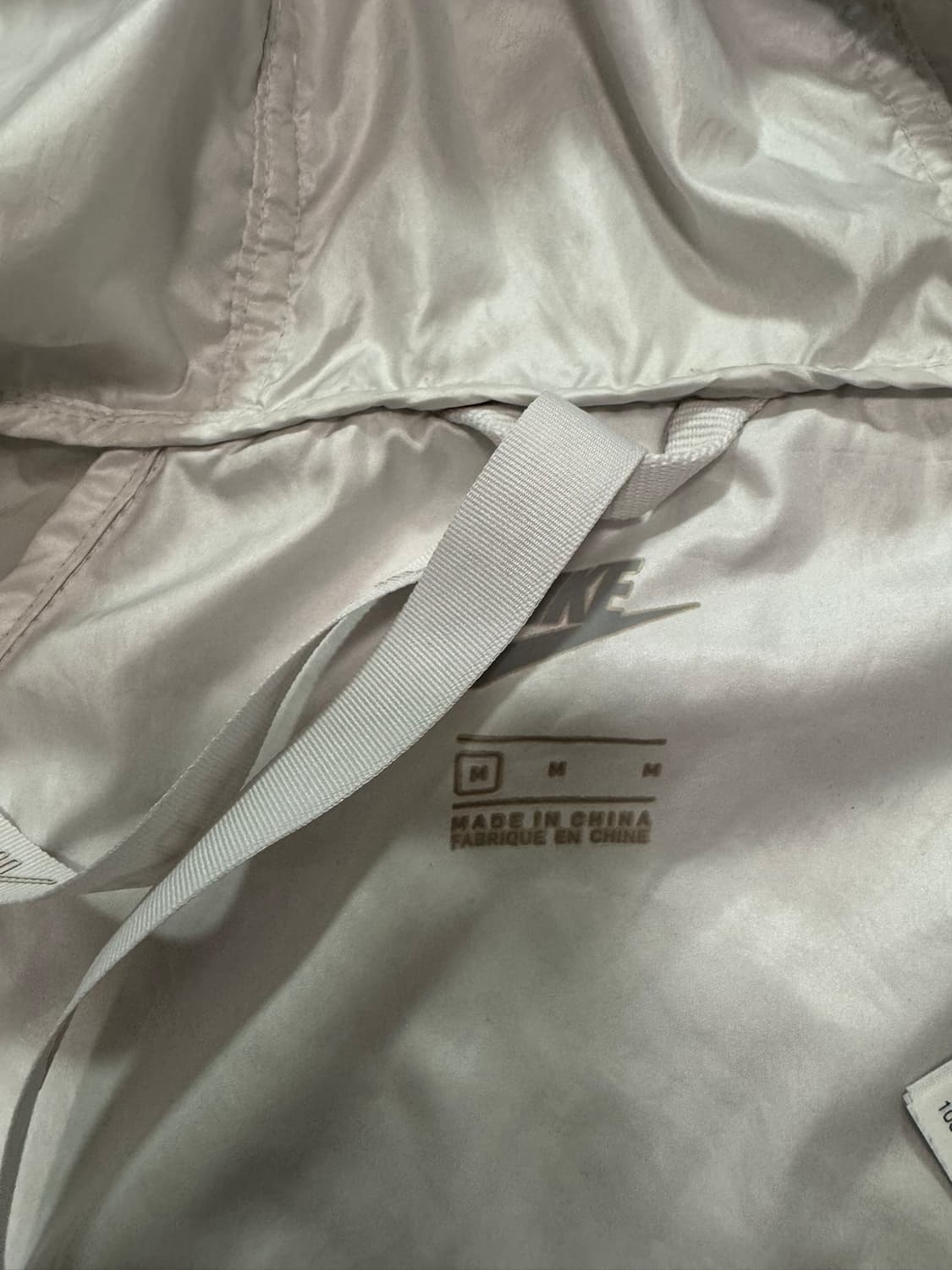 나이키 크롭 시스루 바람막이(M사이즈) 상품이미지5