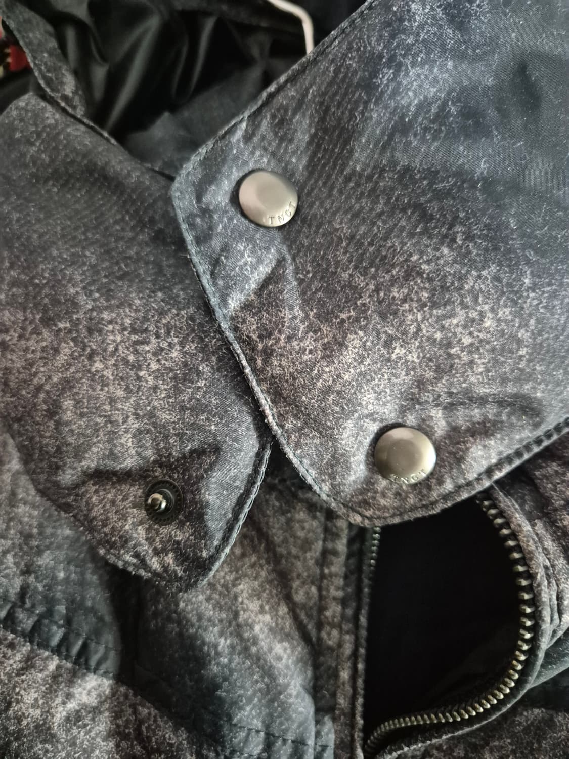 [L]  TNGT 패딩 점퍼 블랙 그레이 상품이미지9