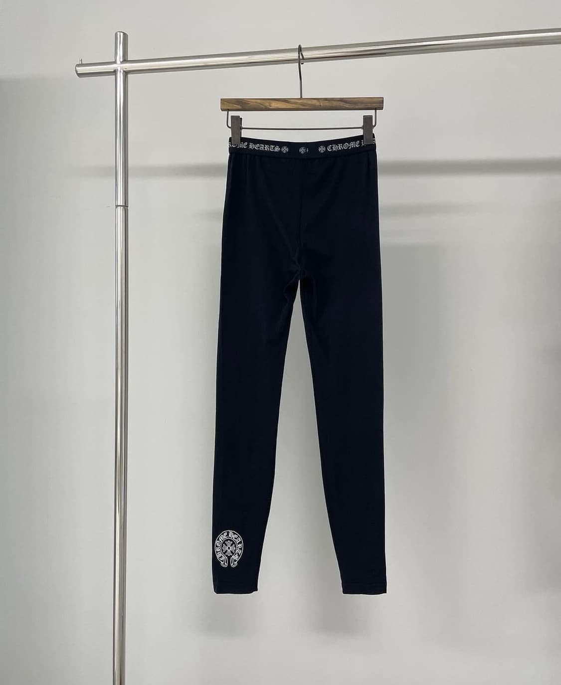 크롬하츠 홀스슈 로고 레깅스 블랙 상품이미지8