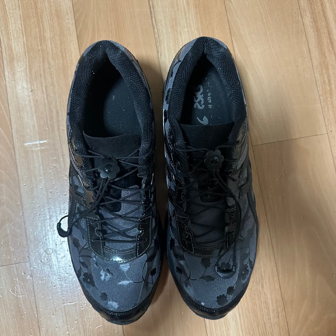 아식스 x 세실리에 반센 젤 큐물러스 16 블랙 285 상품이미지3