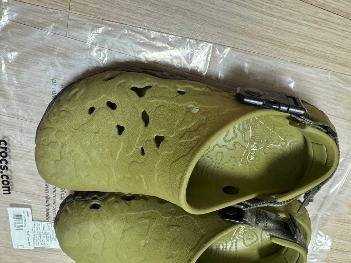 (265) 크록스 로아 아틀라스 클로그 알로에 멀티 상품이미지3