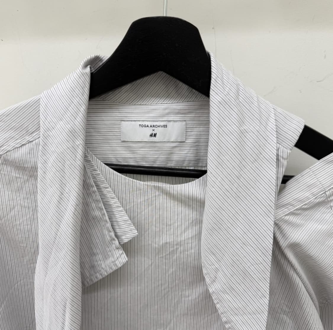 토가 x H&M 스카프 셔츠 상품이미지4
