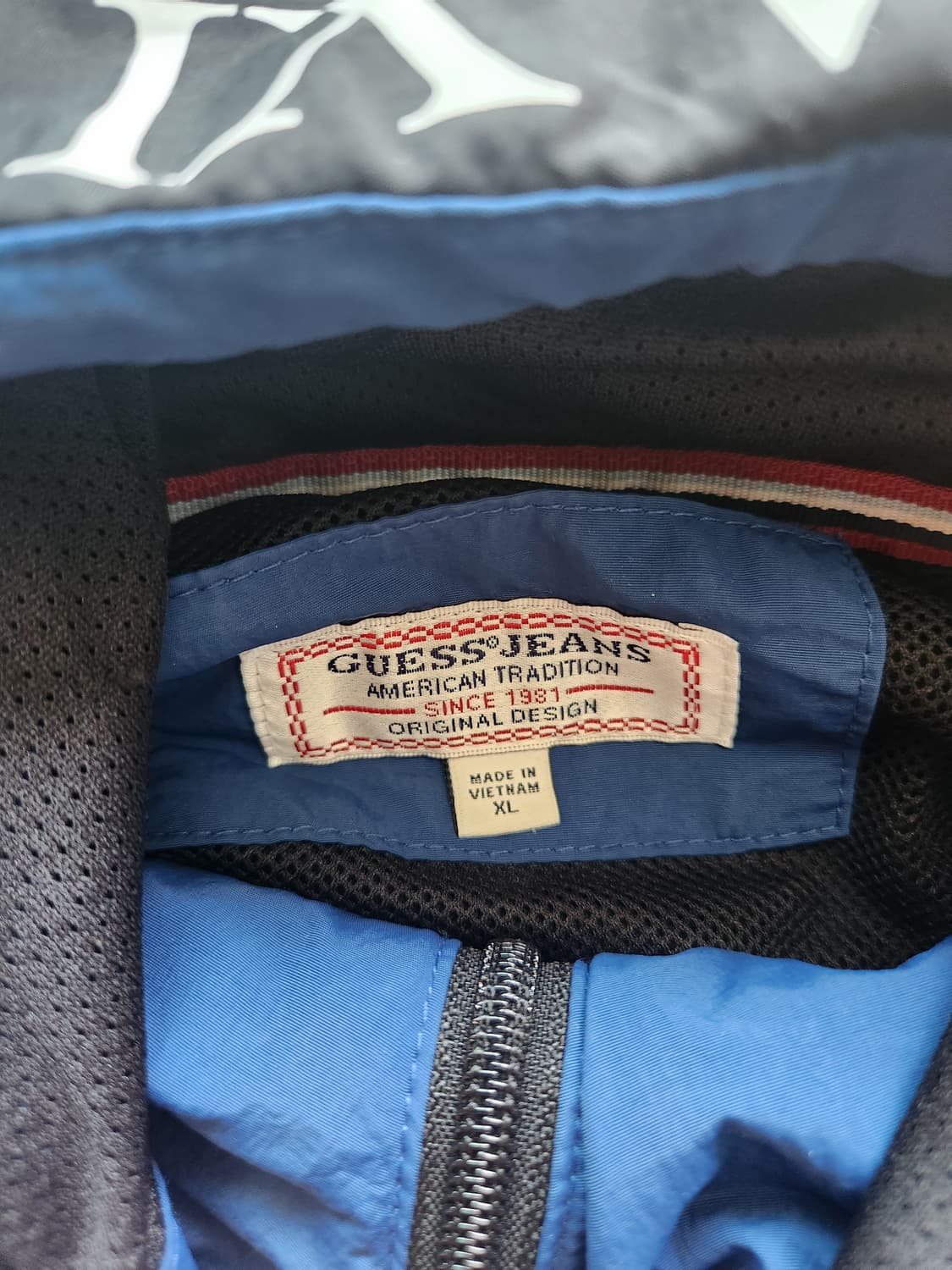 게스 바람막이 XL 상품이미지2