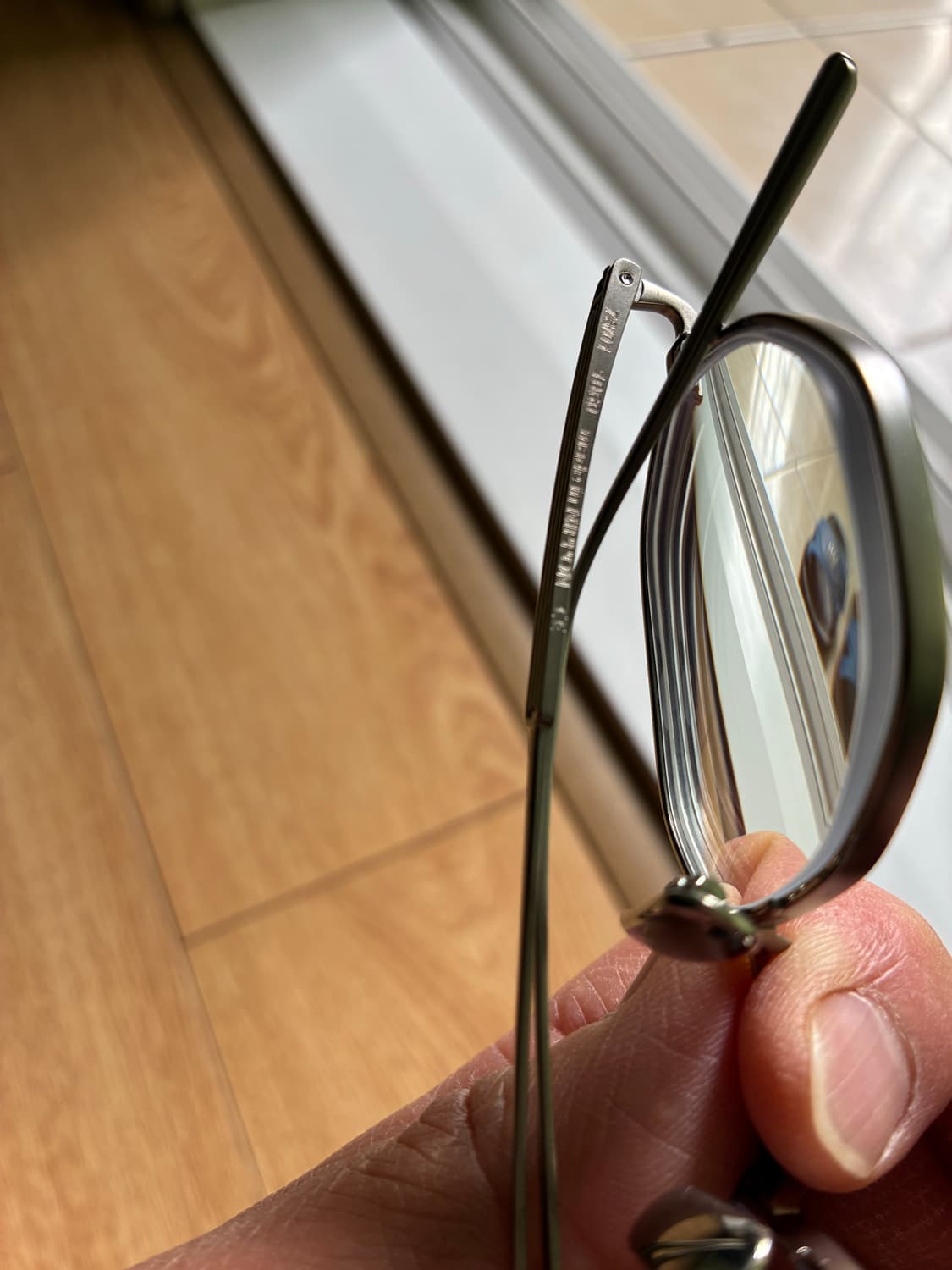 루네타 바다 다각형 메탈테 상품이미지9