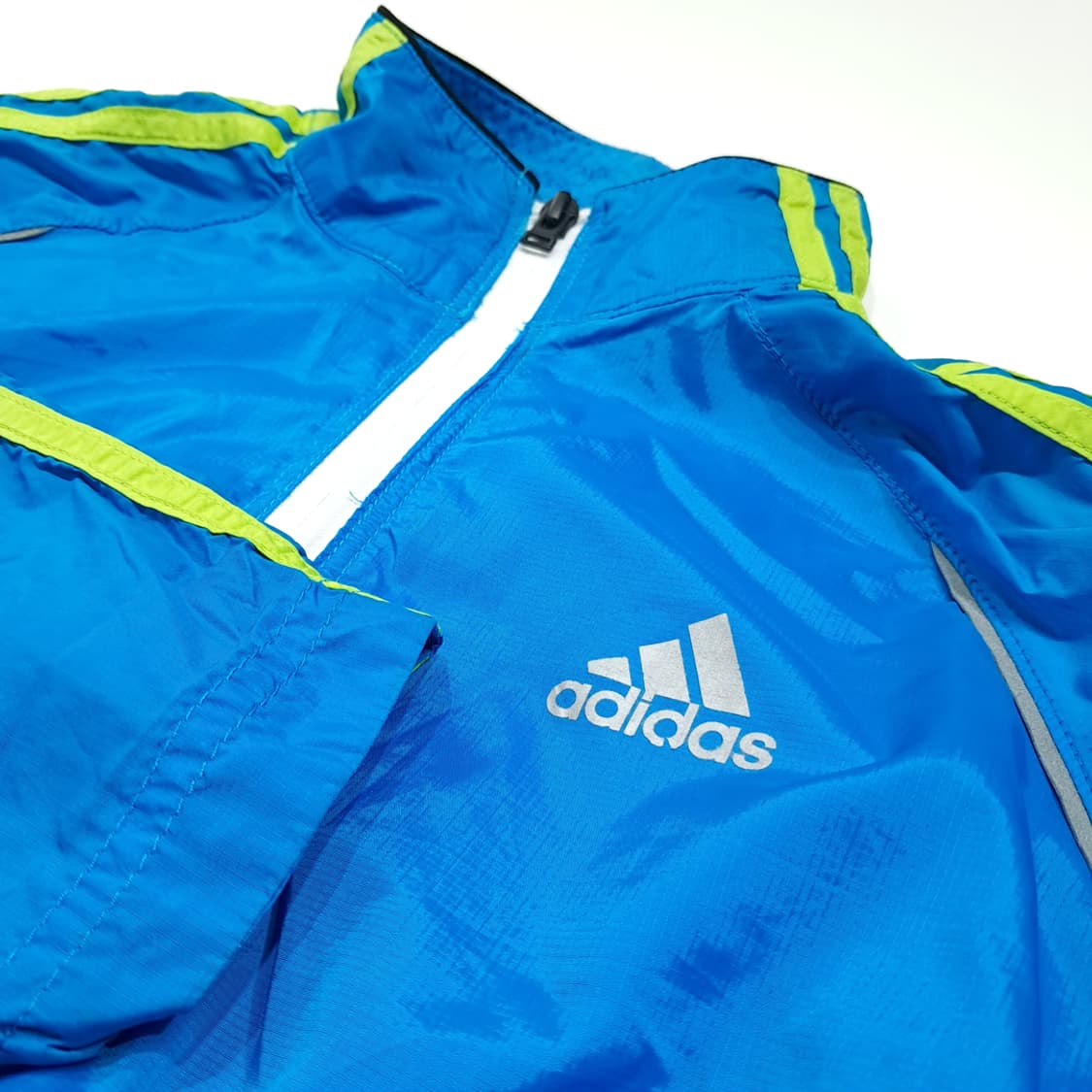 CL992 아디다스 90s 리플렉티브 코랄블루 크롭 바람막이 자켓 상품이미지4