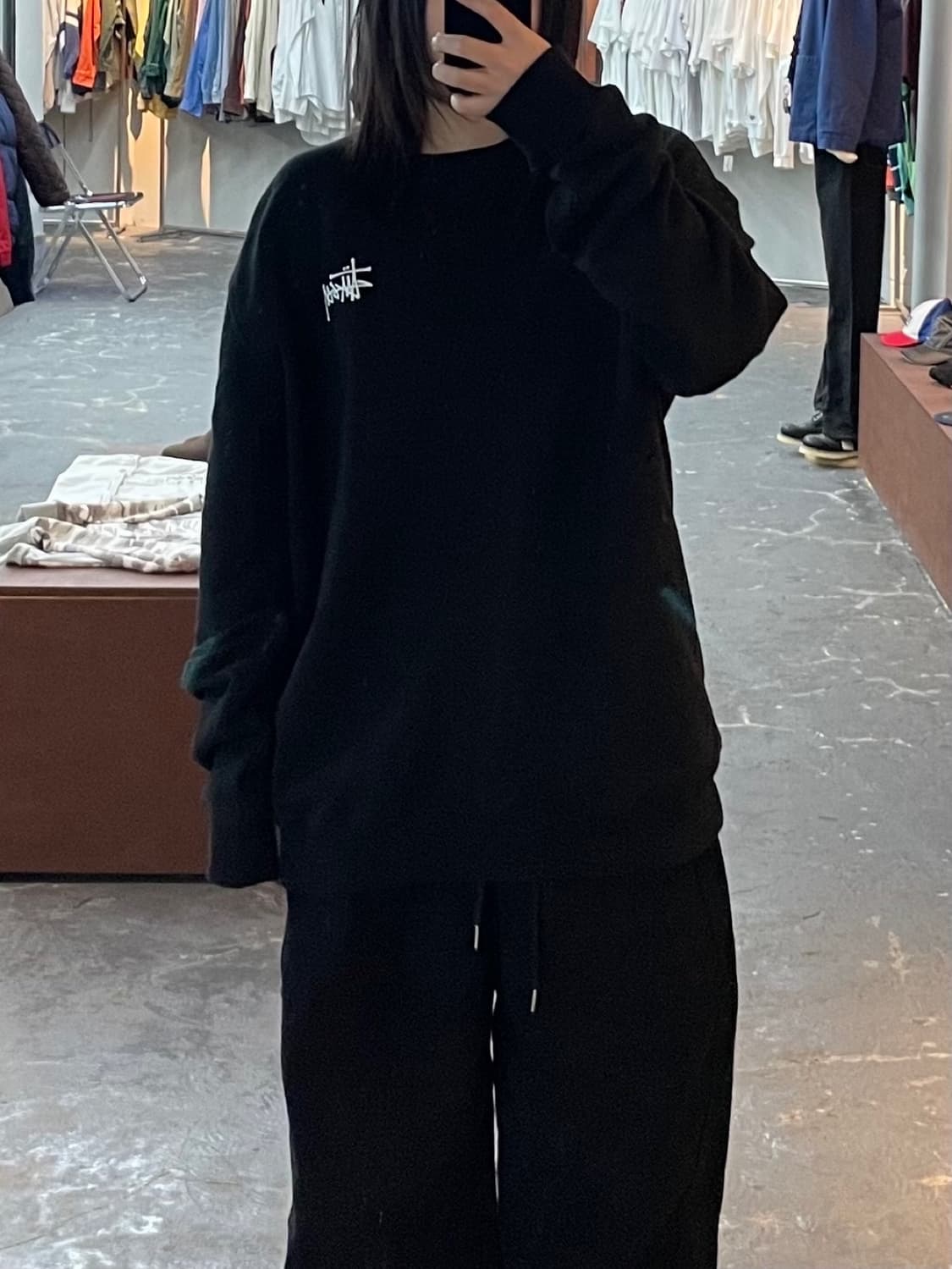 스투시 베이직 크루넥 블랙 맨투맨 H1364 상품이미지1