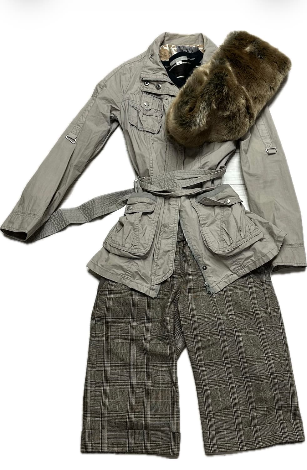 GV2(베르사체 세컨라인) 야상 자켓 (세트 4개 구성) 상품이미지2