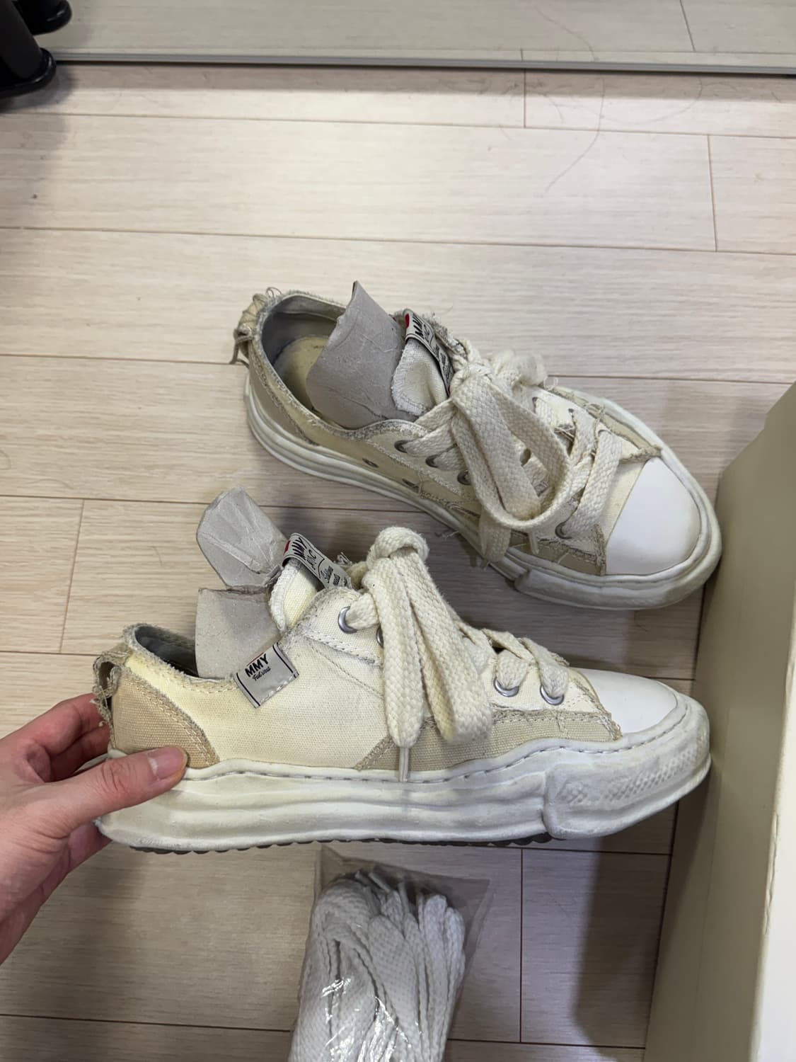 미하라 스니커즈 41 상품이미지1