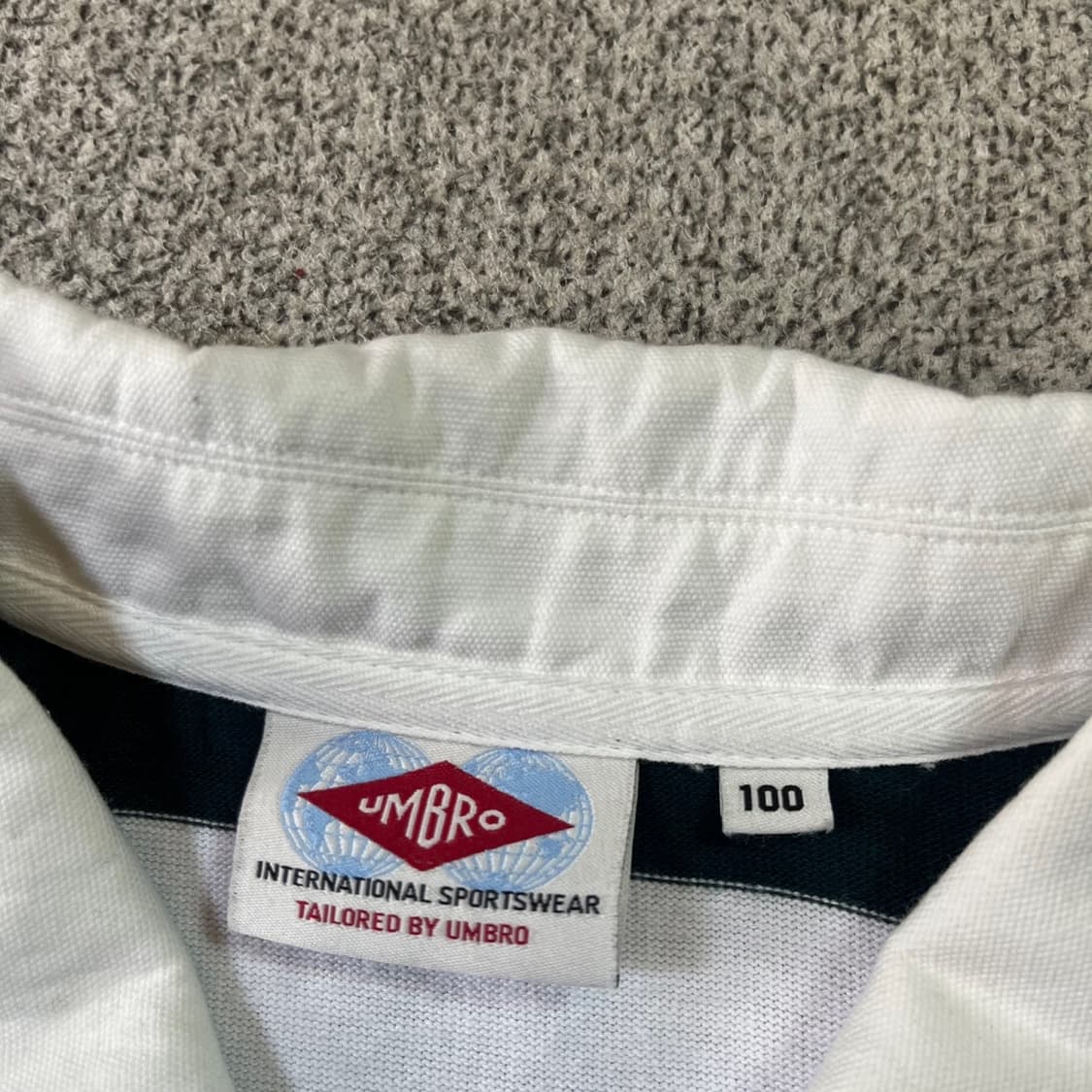 엄브로 스트라이프 럭비 PK 롱슬리브 상품이미지4