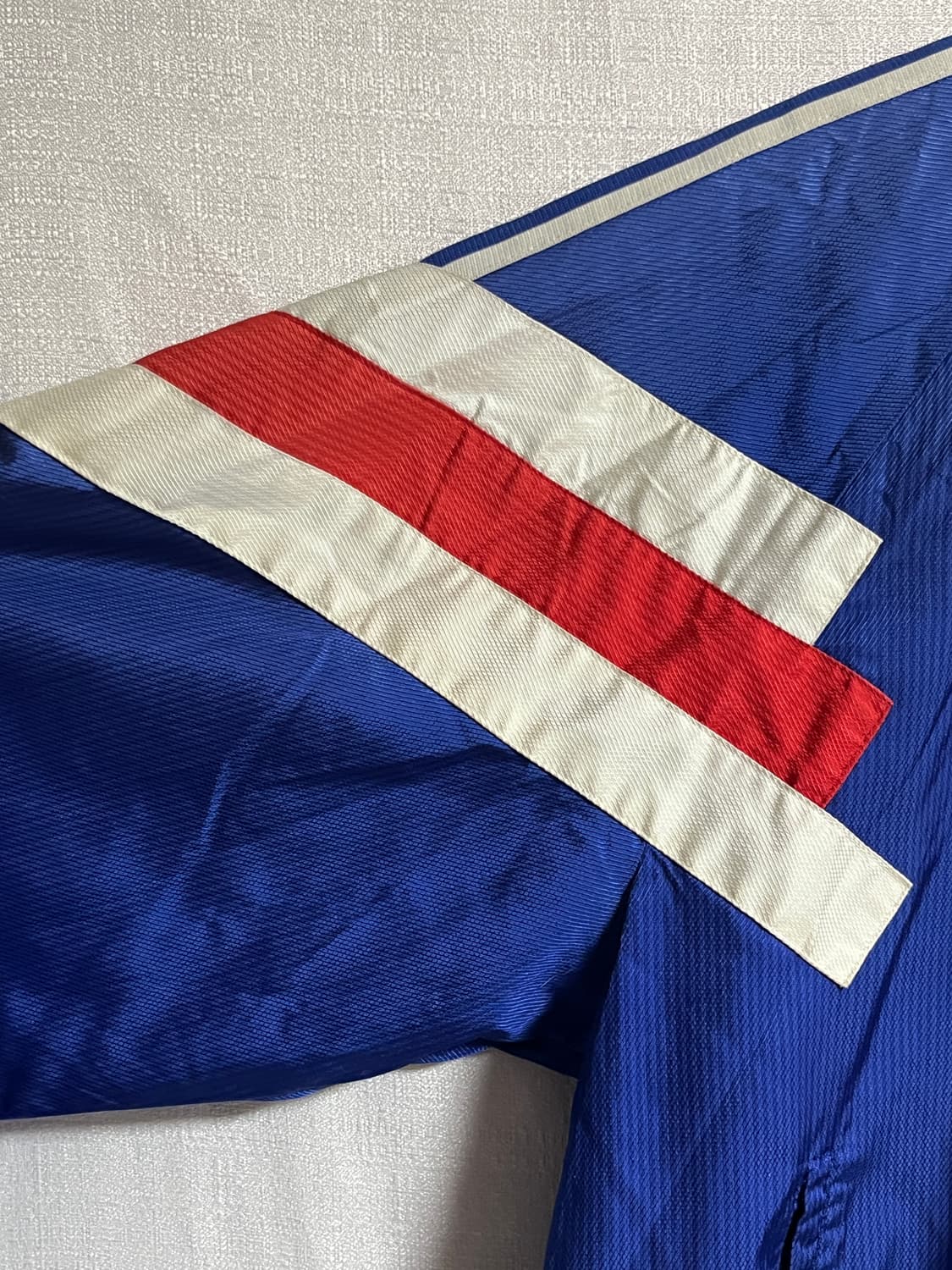 착샷 아디다스X데상트 바람막이 블루종 트랙자켓 110 상품이미지4