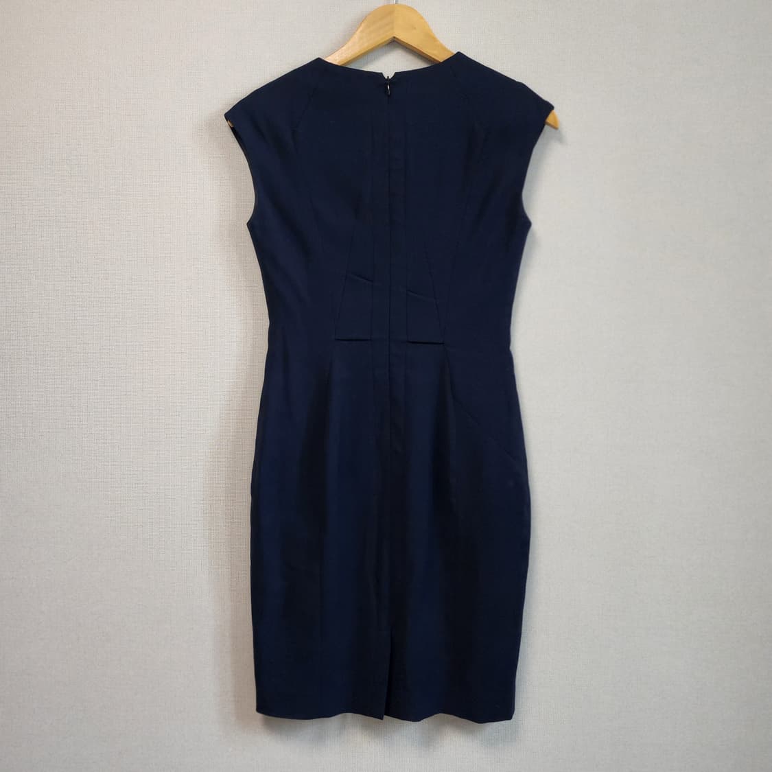 미샤 네이비 슬림핏 원피스 상품이미지2