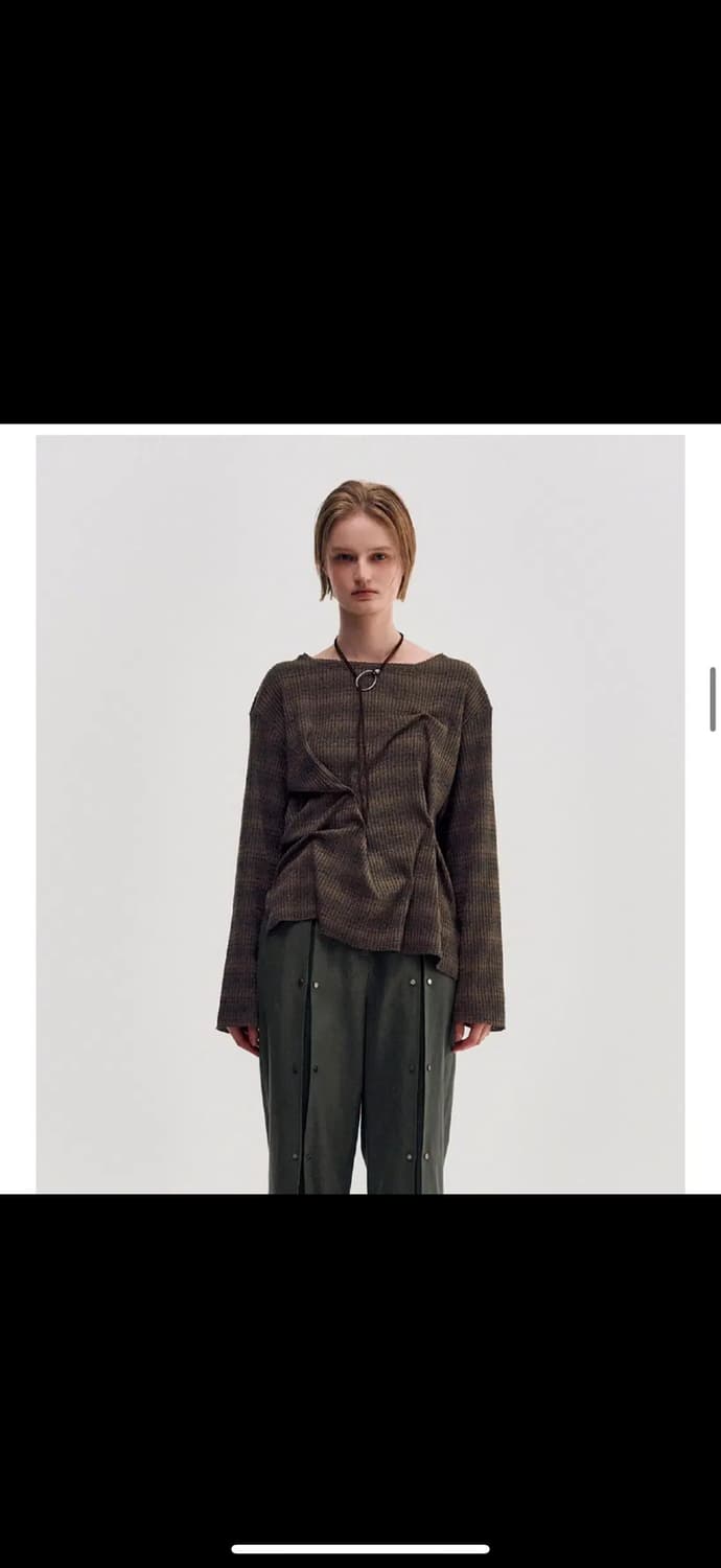 KIMZISU DOZI - Raw Edge Pinched Pullover 상품이미지1