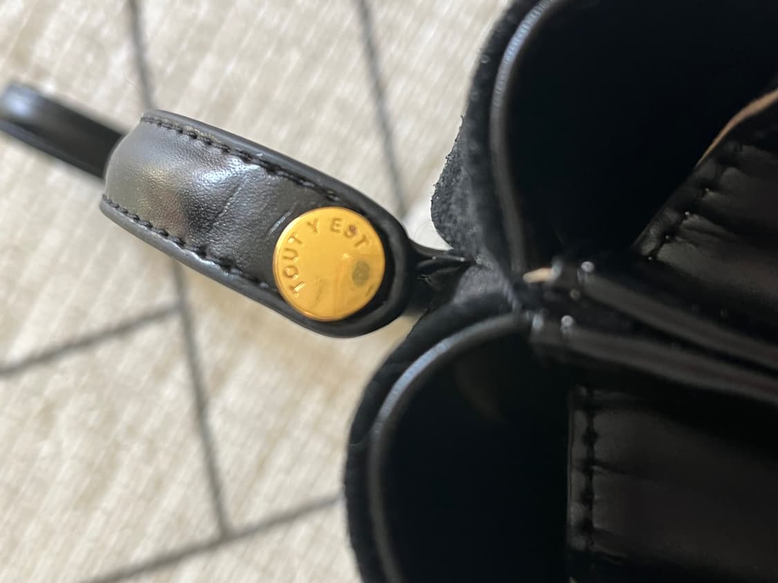 투티에 포멜백 스웨이드 블랙 상품이미지5