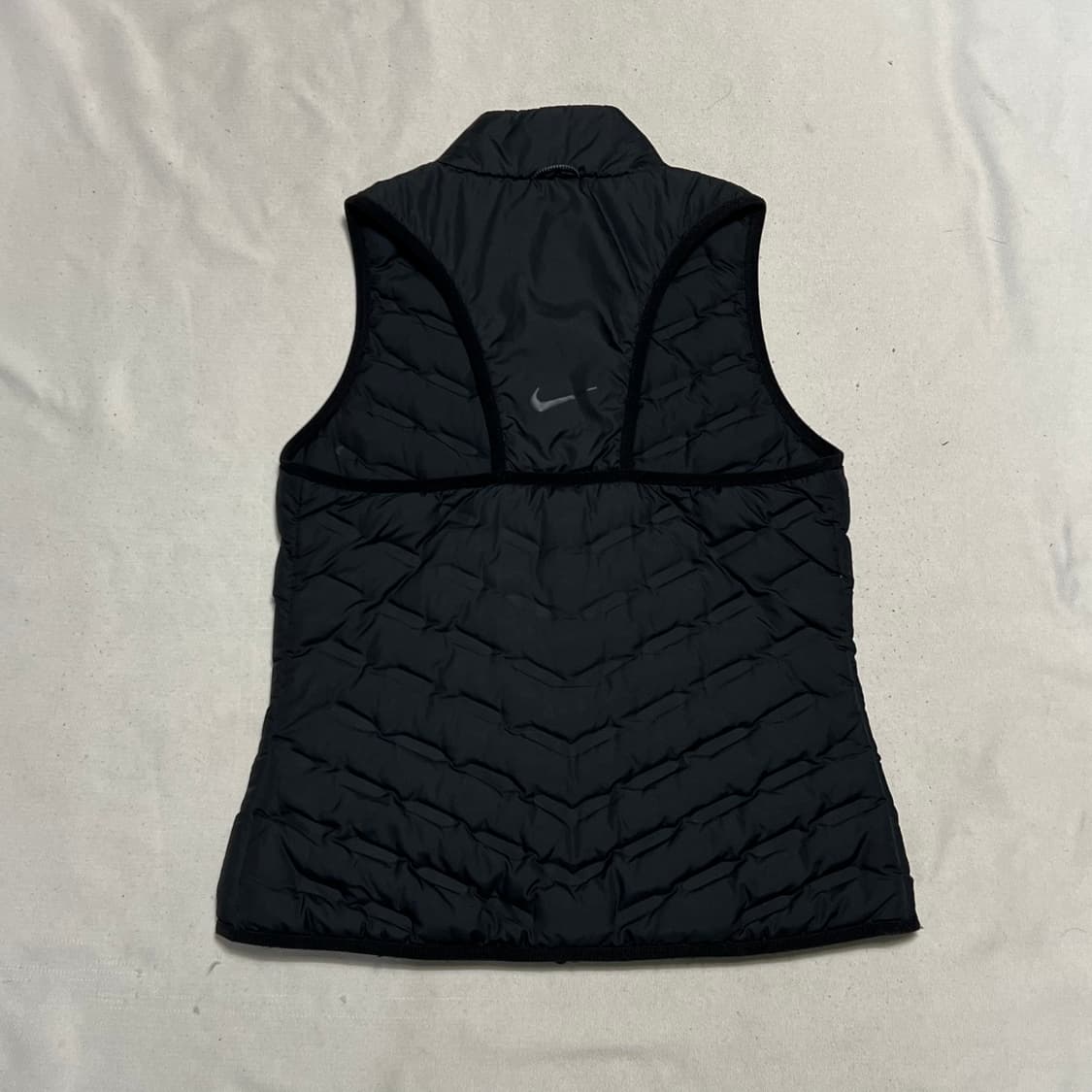 M 나이키 에어로로프트 경량 베스트 상품이미지2