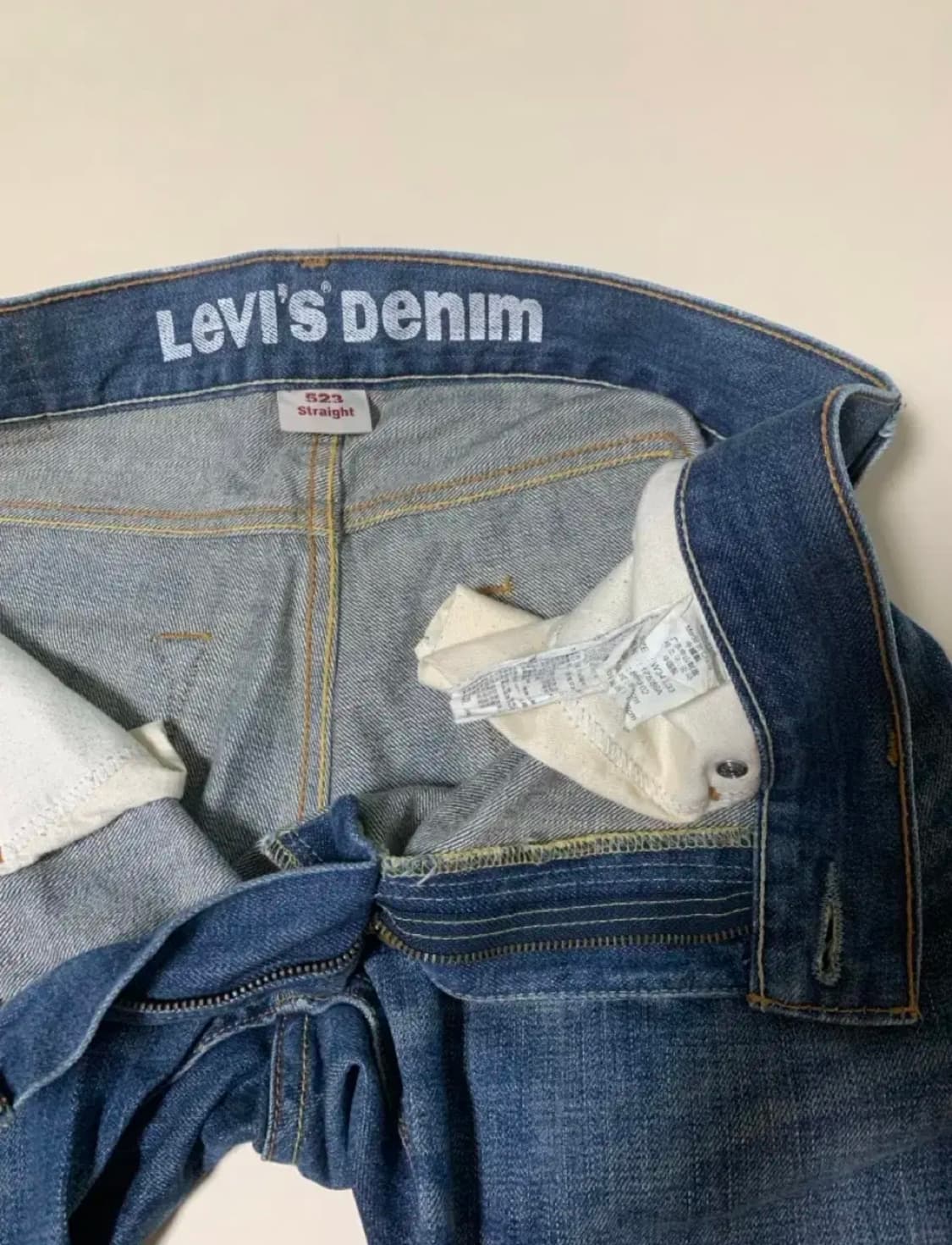 Levi's 523 가죽패치 스트레이트핏 데님팬츠 상품이미지3