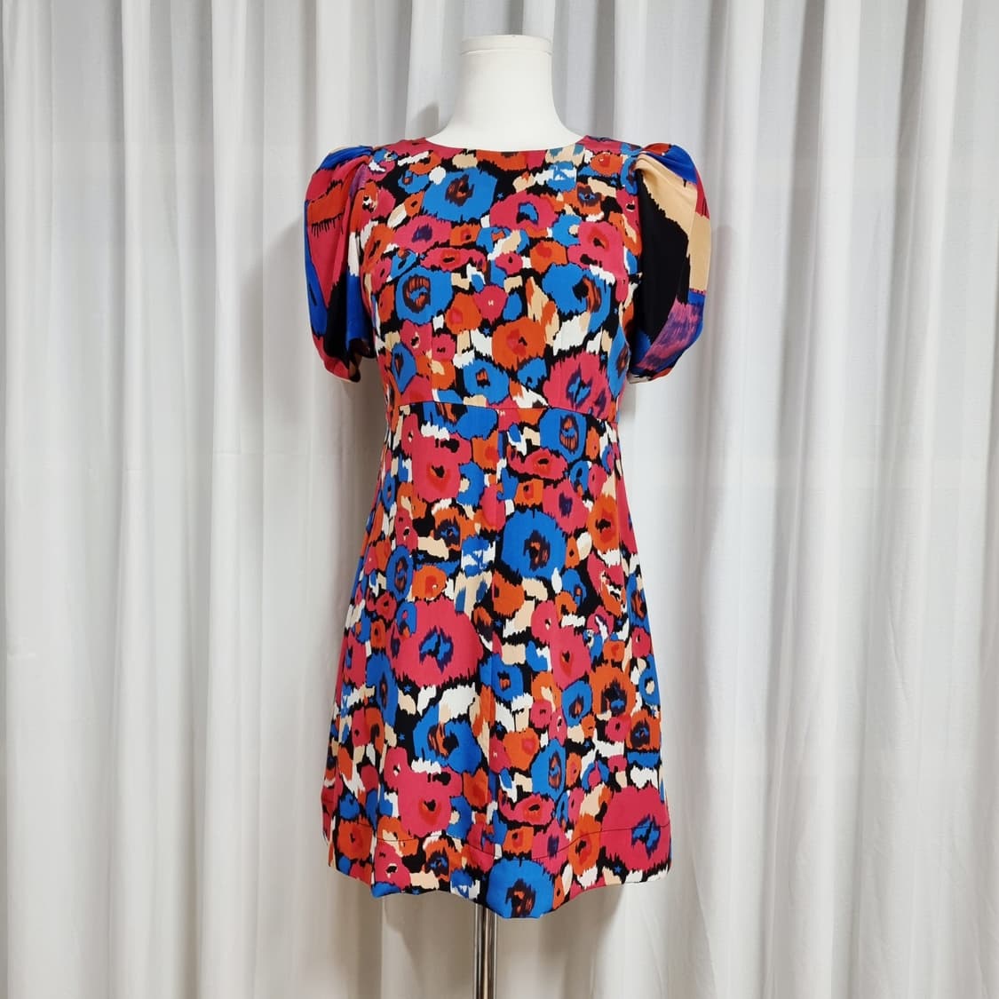 씨바이끌로에 원피스 실크100 (44-날씬55) 상태최상 상품이미지1