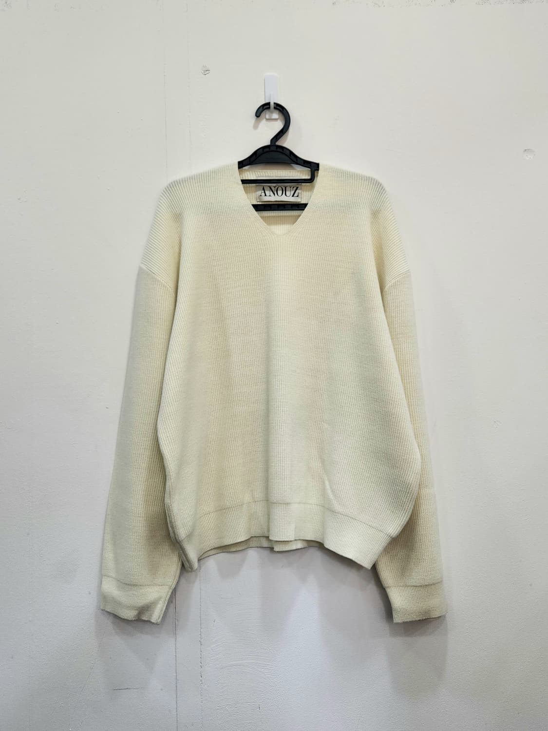 [L] 어누즈 Anouz 브이넥 릴렉스핏 니트 아이보리 남성 L 상품이미지1