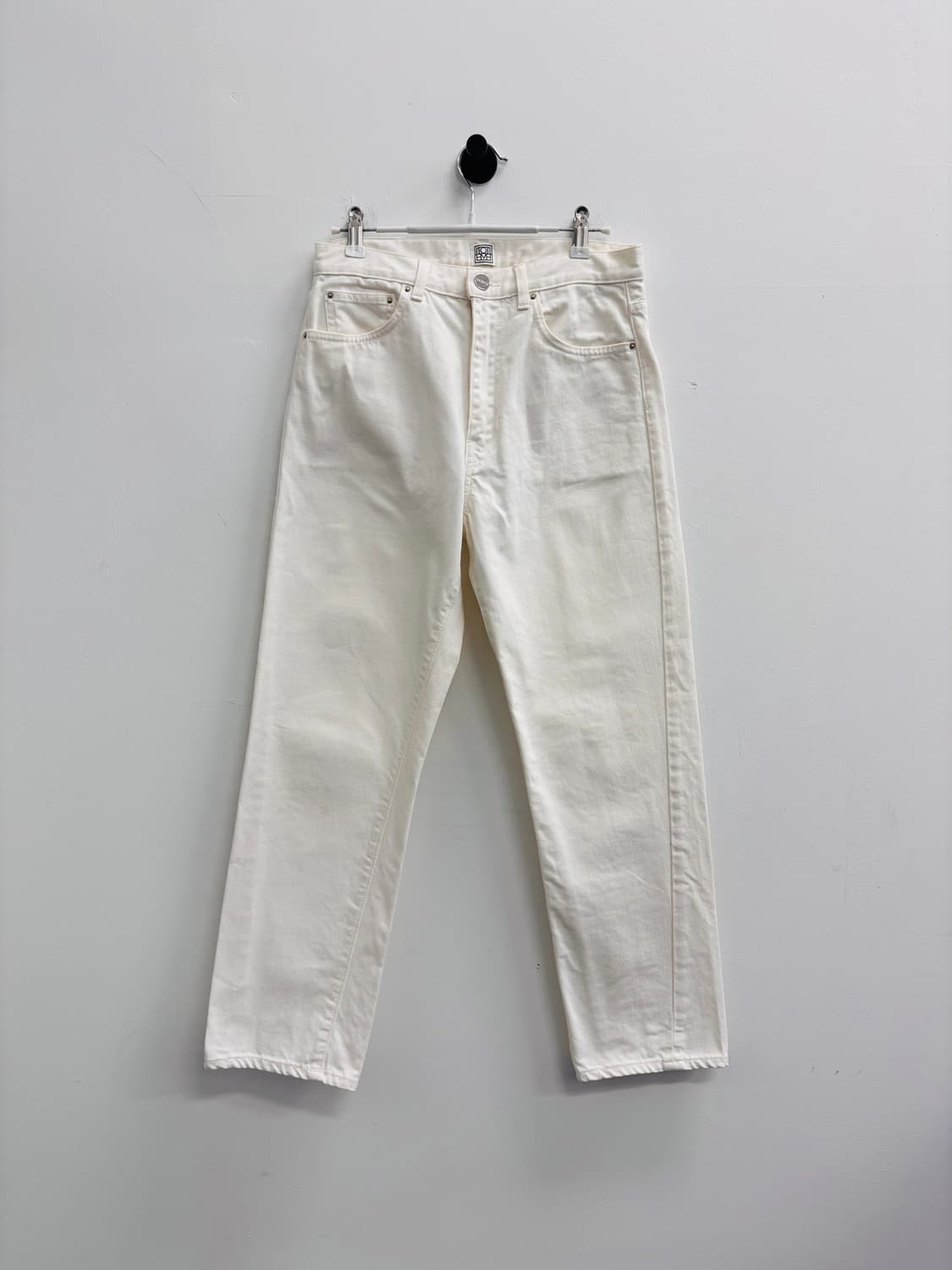 토템 Toteme 트위스티드 심 스트레이트 데님 팬츠 상품이미지2