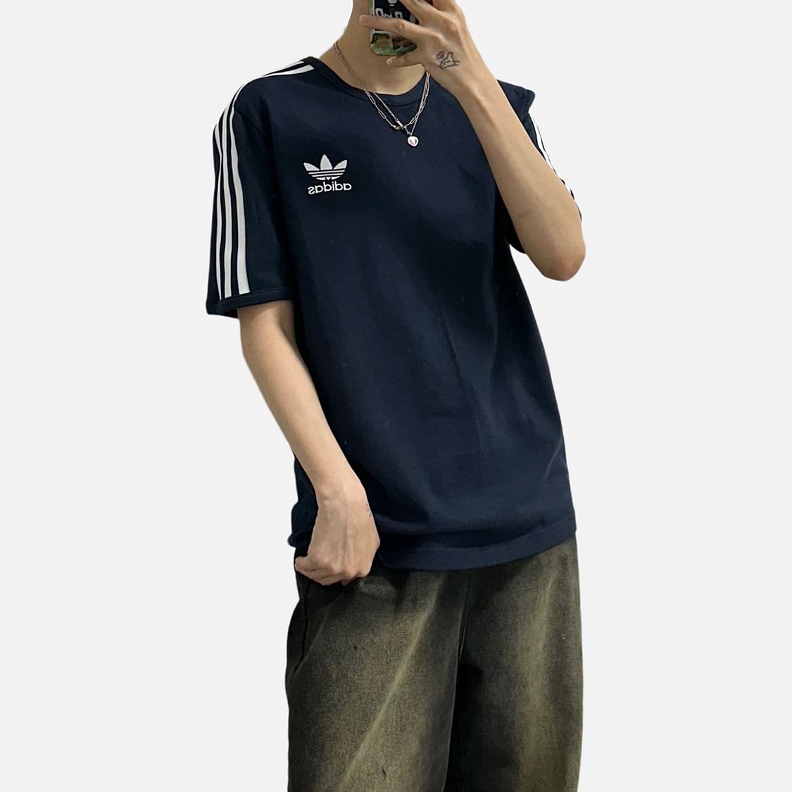 아디다스 3S 오리지널 로고 그래픽 반팔티셔츠 네이비 상품이미지2