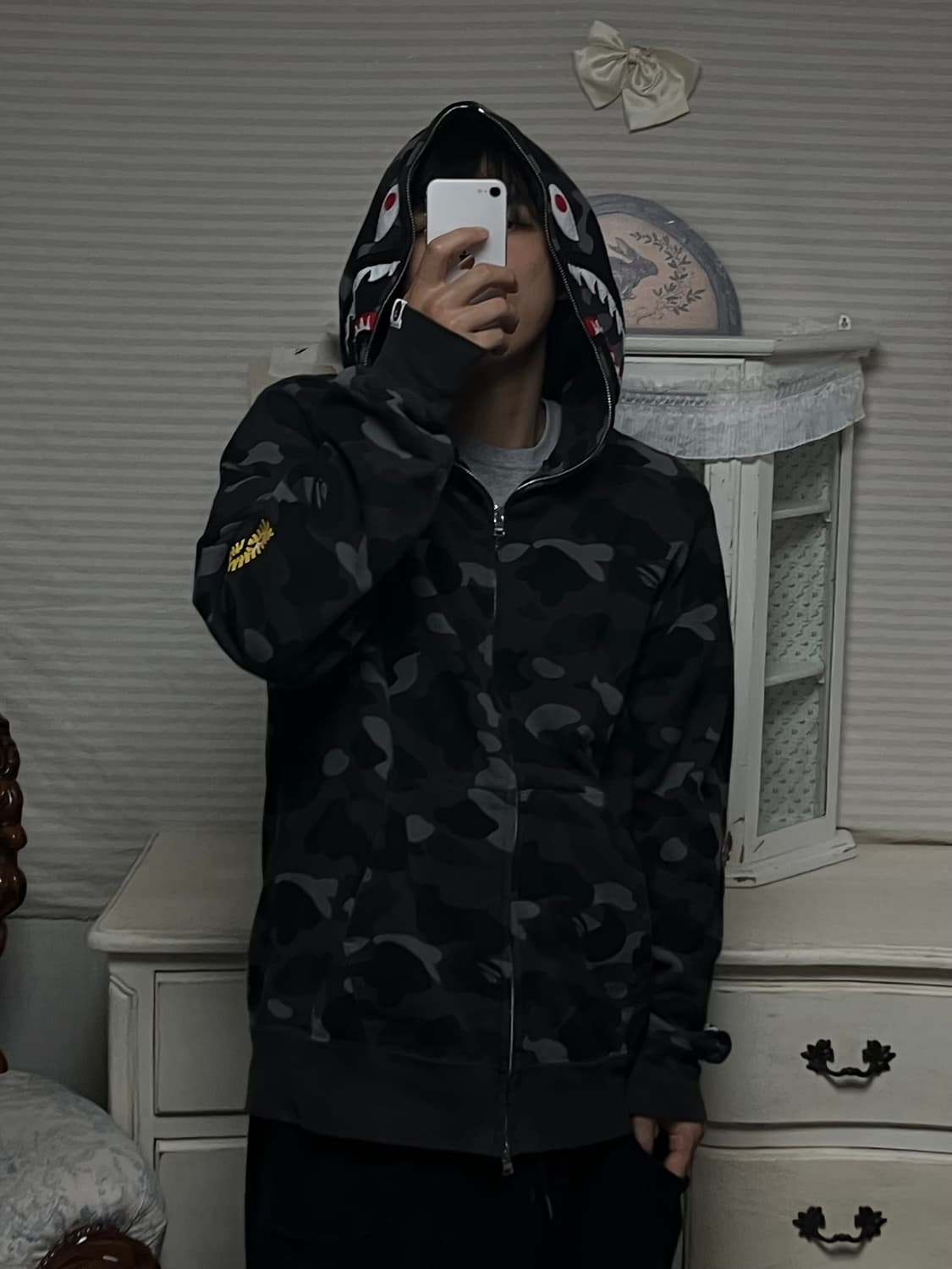 베이프 흑계 ponr 샤크 후드집업 상품이미지4