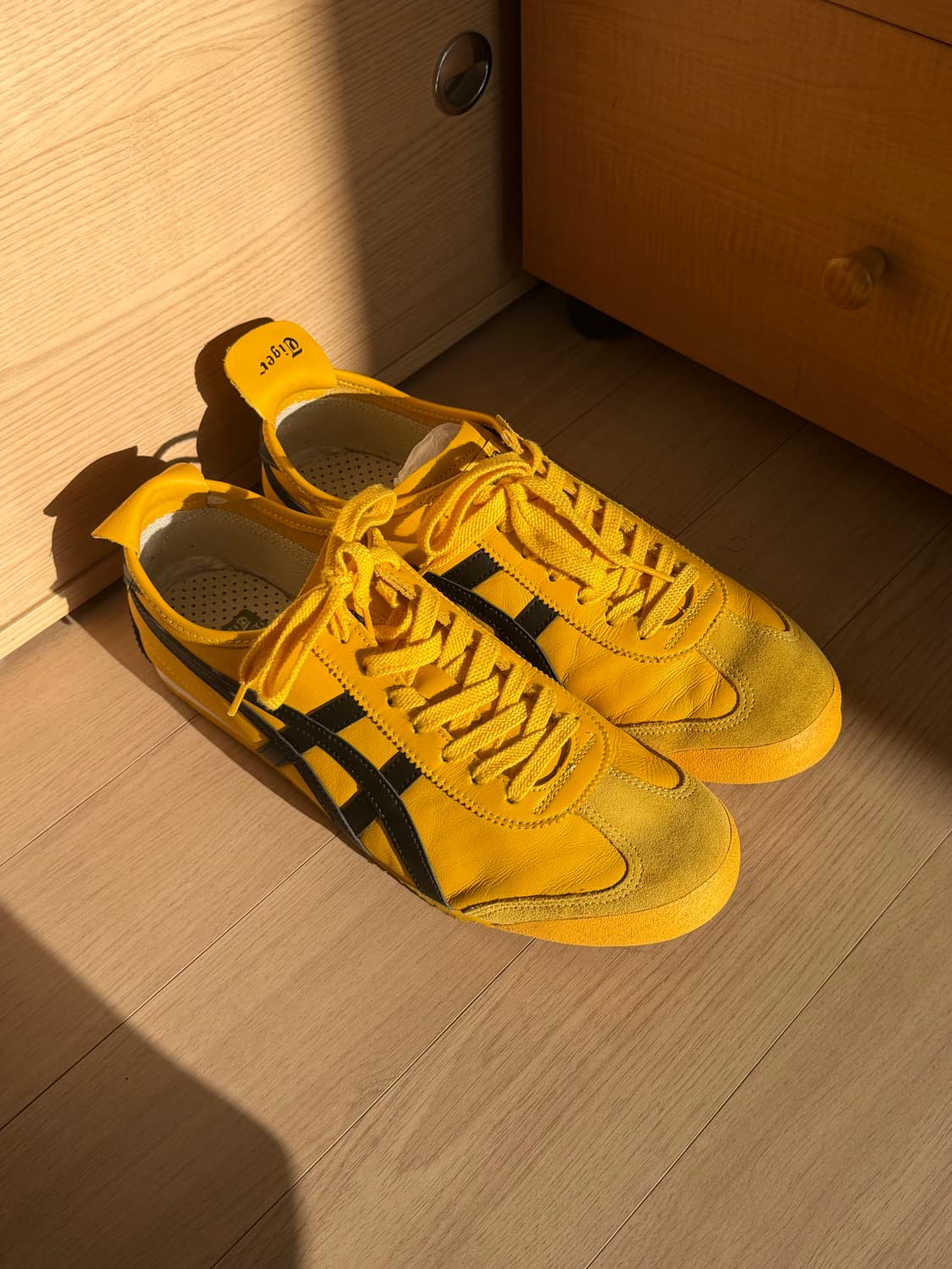 오니츠카 타이거 맥시코66 옐로우 285 상품이미지1