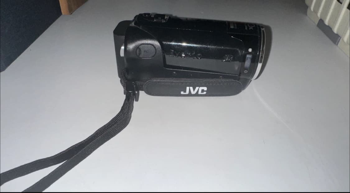 JVC Everio GZ-E77 B 40배줌 캠코더 상품이미지4