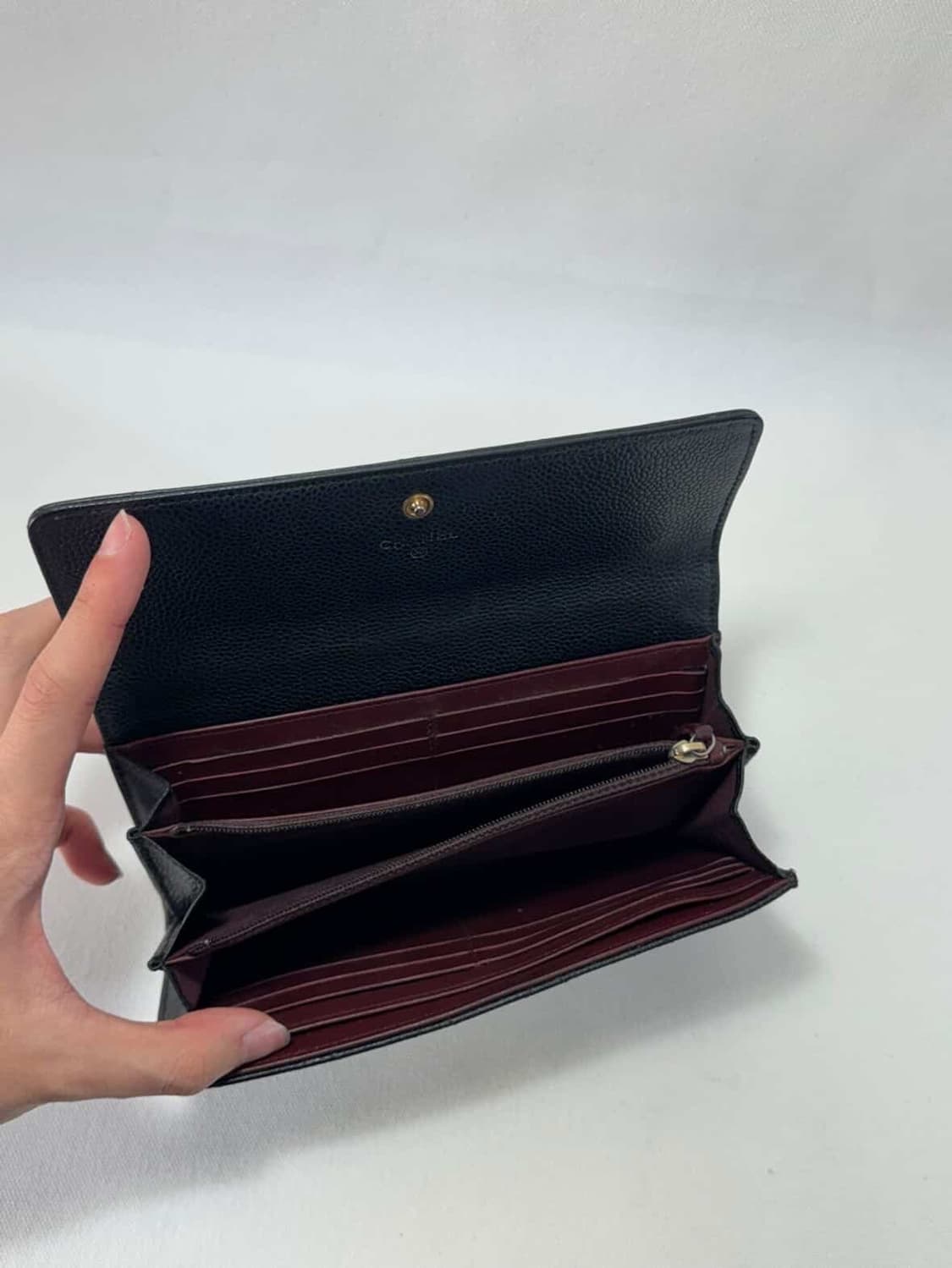 샤넬 캐비어 금장 장지갑 상품이미지3