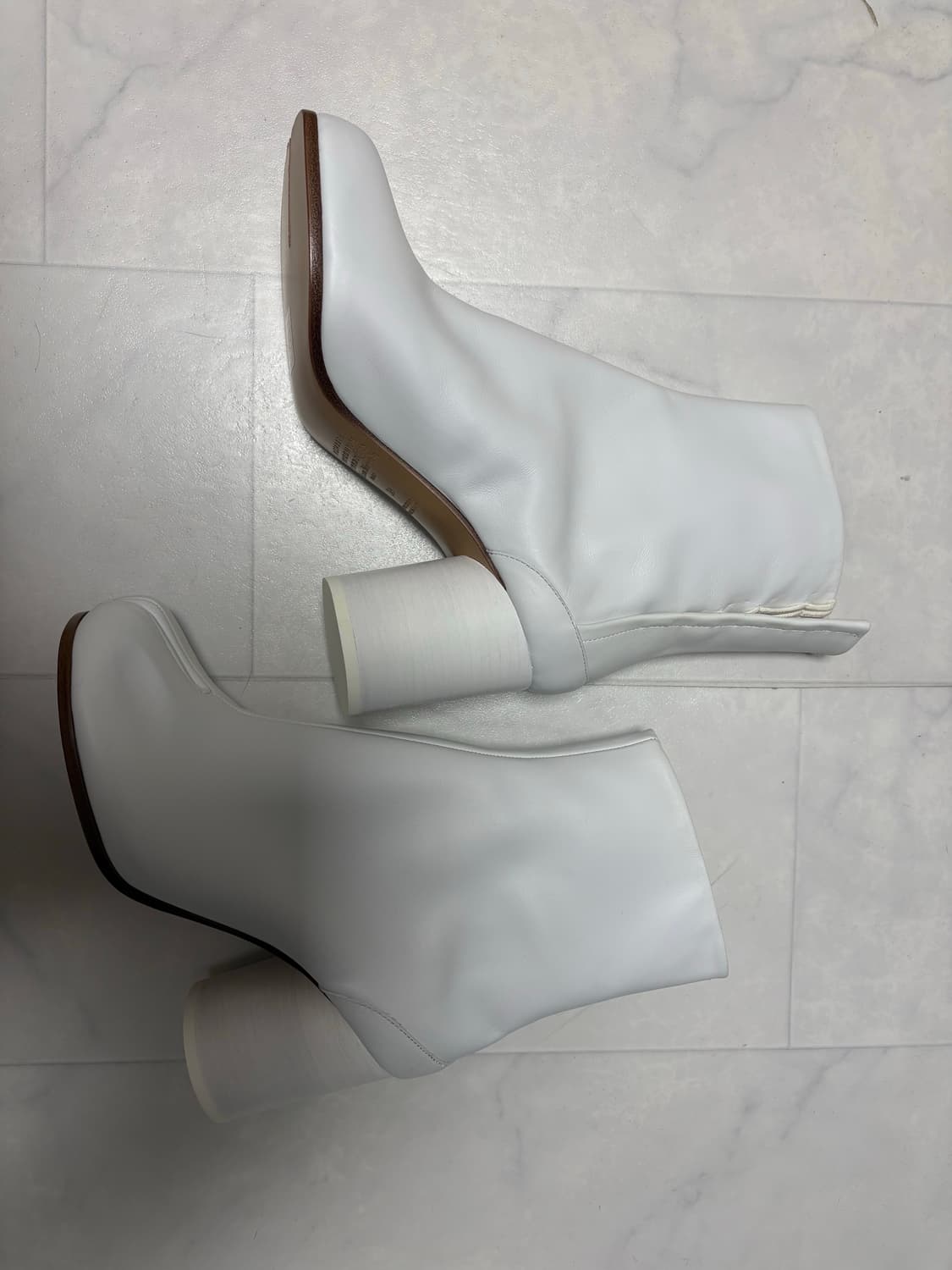 메종 마르지엘라 카프스킨 타비 부츠 화이트 38 판매 상품이미지4