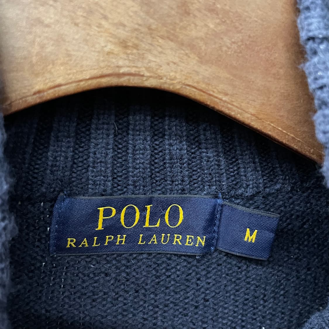 폴로 랄프로렌 신형 라벨 모크 넥 버튼 니트 스웨터 상품이미지7