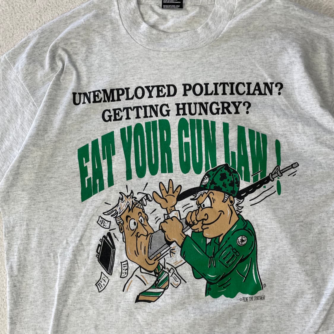 90s 프룻오브더룸 “EAT YOUR GUN LAW” 싱글스티치 티셔츠 상품이미지3