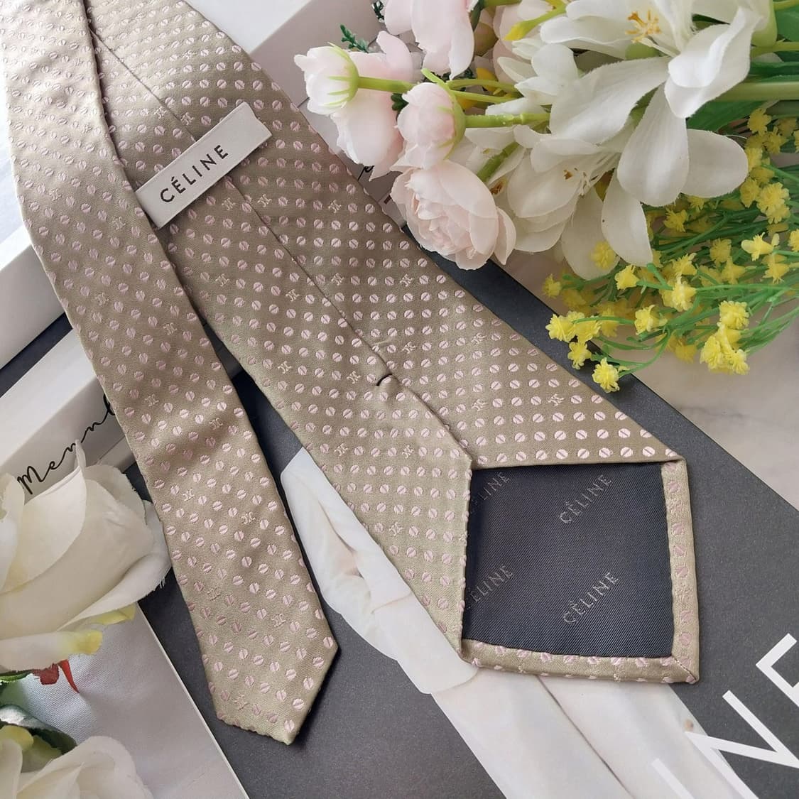 셀린느 실크 트리오페 로고 패턴 넥타이 8.5cm A+등급 K1301
 상품이미지5