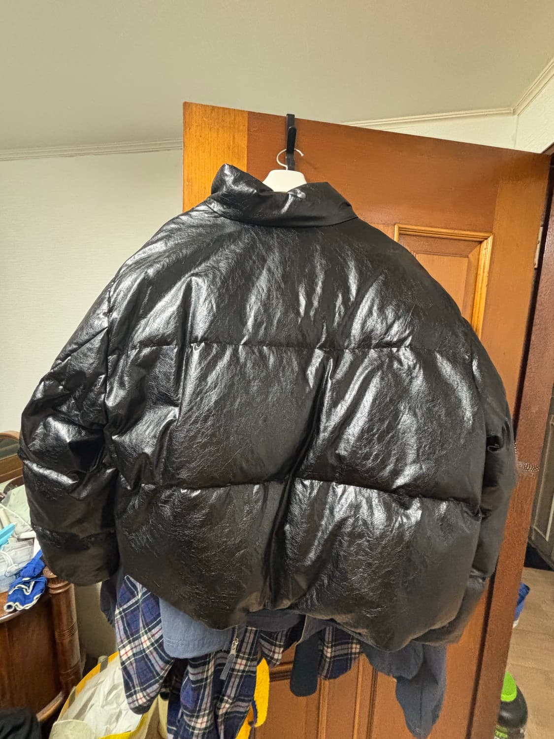 아모멘토 패딩 L 비건 레더 리버시블 상품이미지3