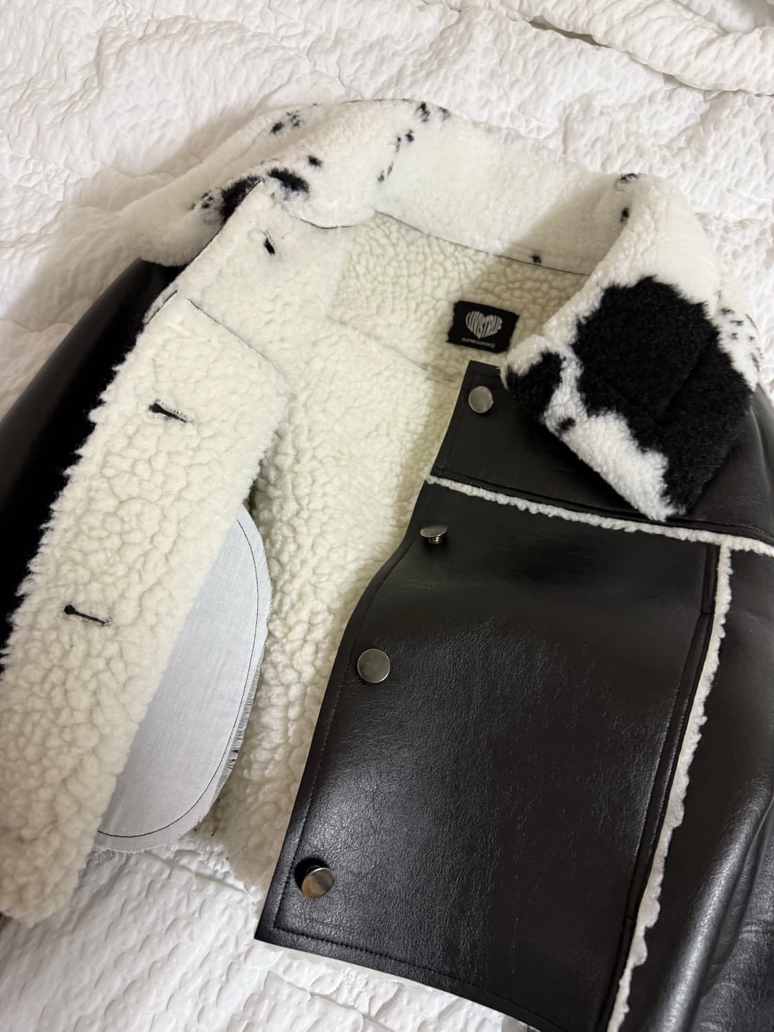 러브이즈트루 ow cow 무스탕 상품이미지4