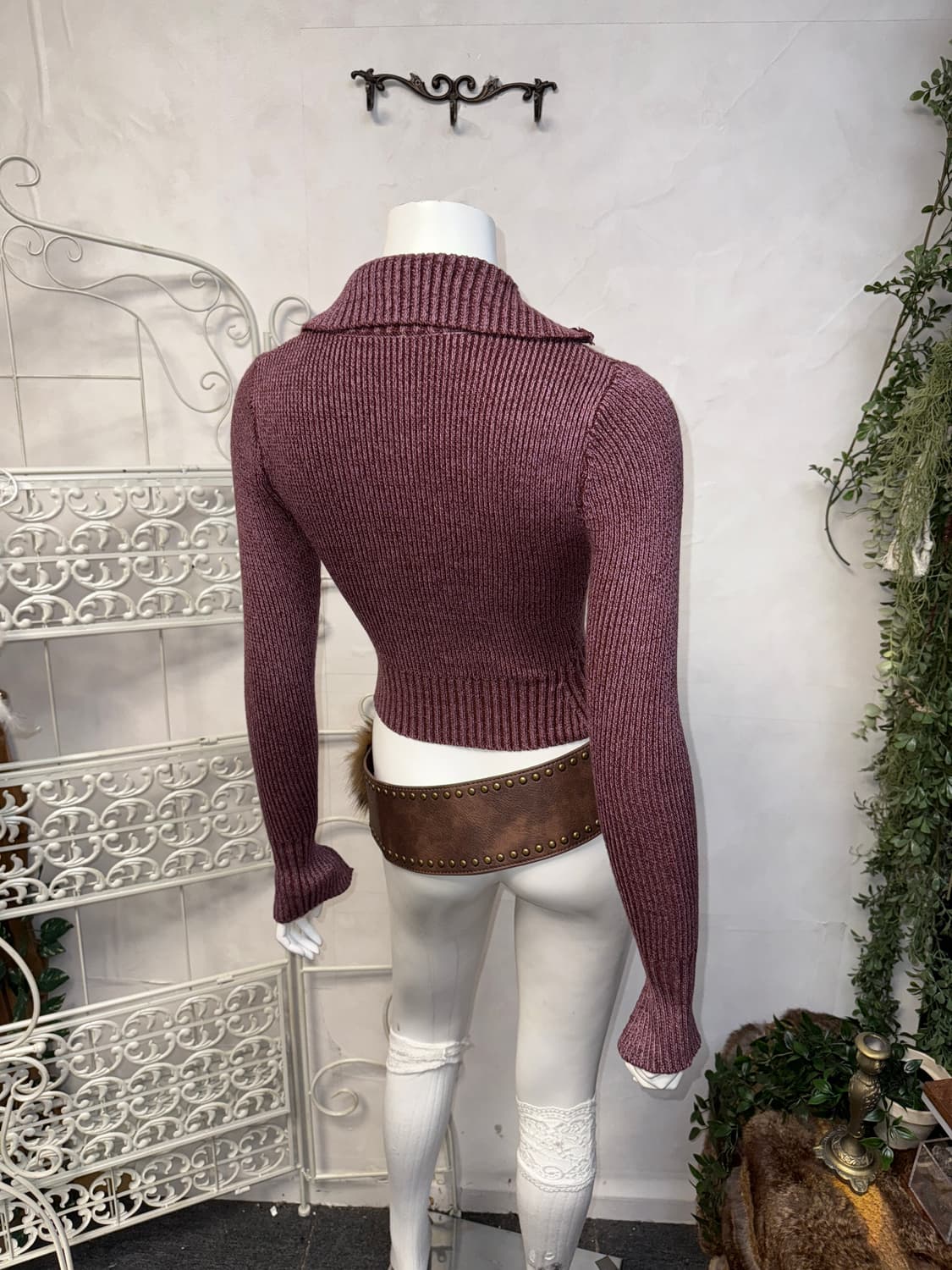Burgundy asymmetric studs knit zipup 상품이미지3