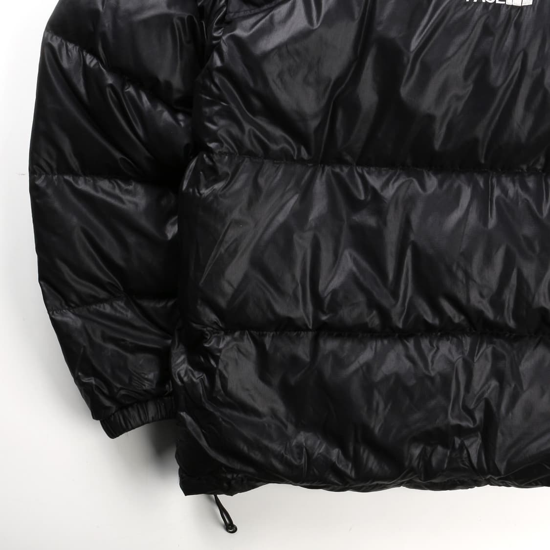 노스페이스 700 눕시 다운 패딩 센터로고   상품이미지9