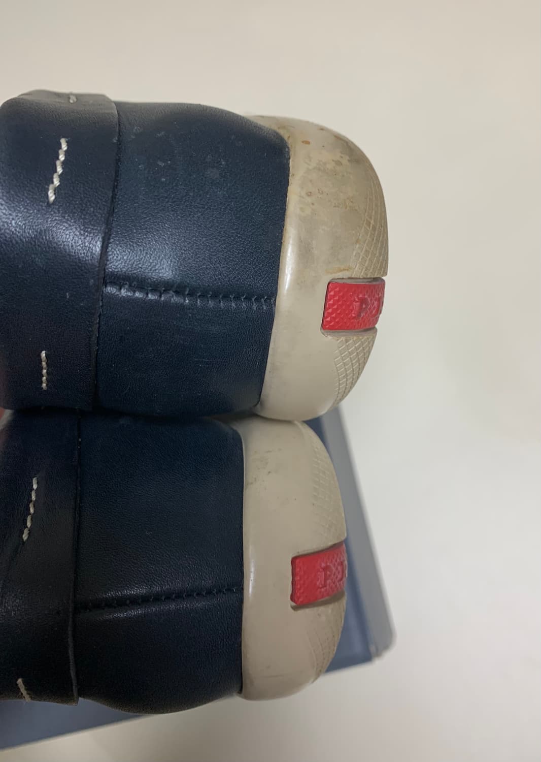 프라다 남성 로퍼 네이비 7사이즈 상품이미지4