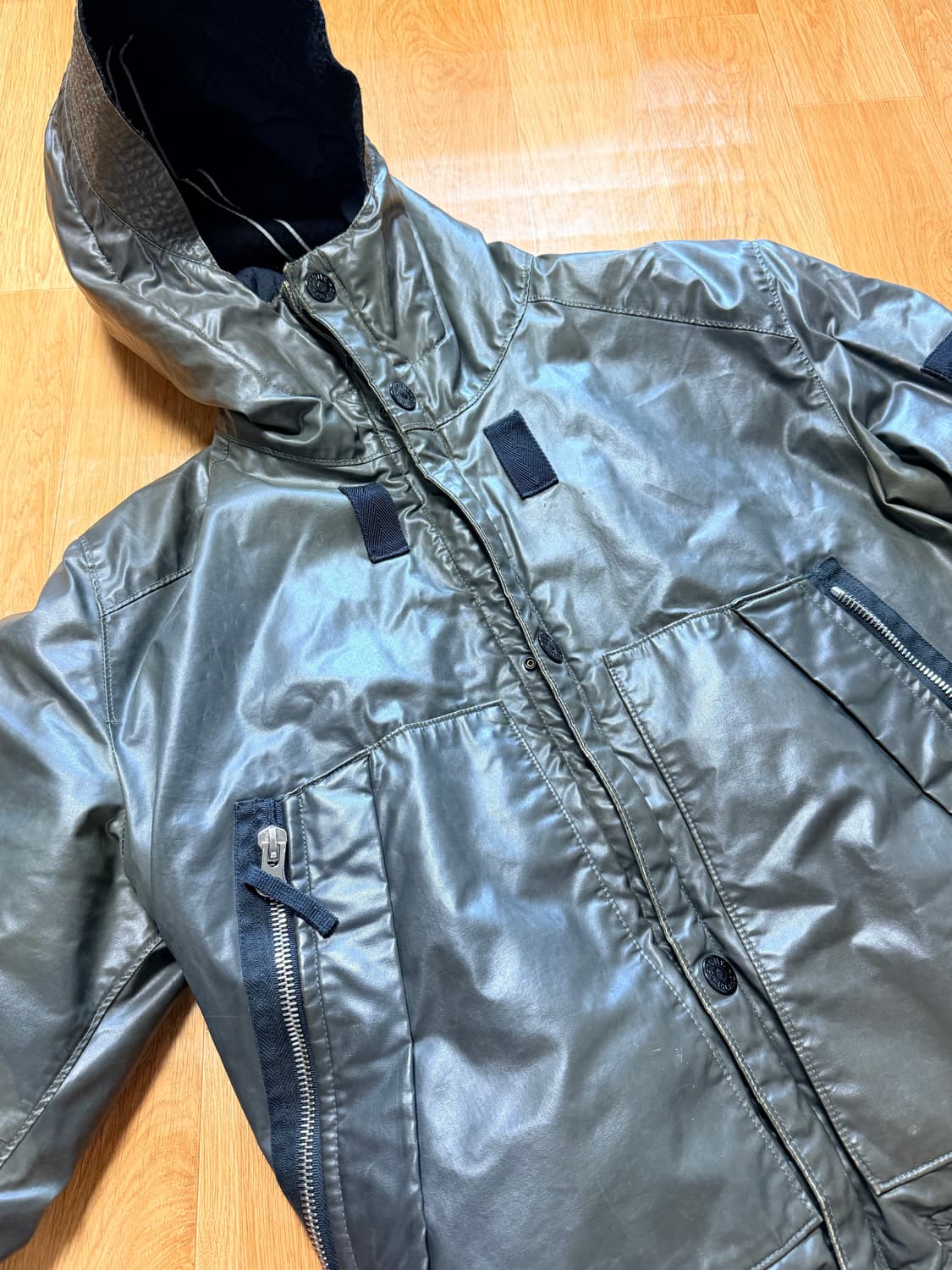 [L] 스톤아일랜드 왁스드 아이스 자켓2 상품이미지3