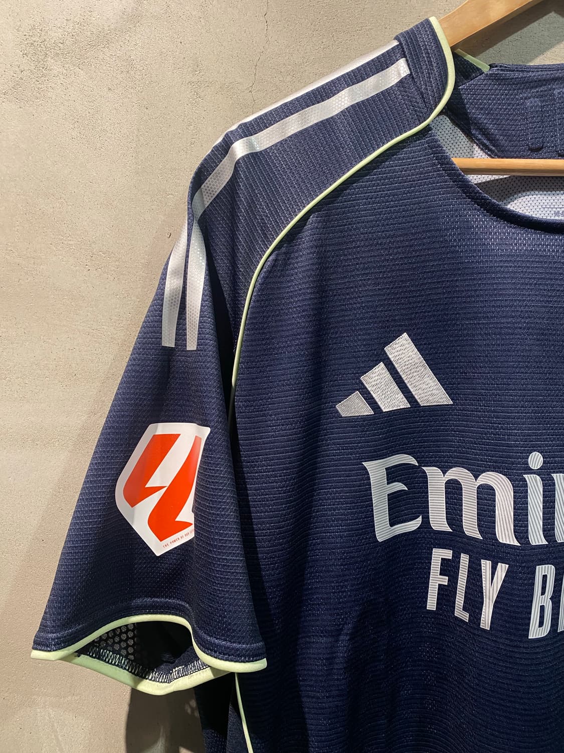 25-26 레알마드리드 음바페 어센틱 어웨이 유니폼 (NEW) 상품이미지4