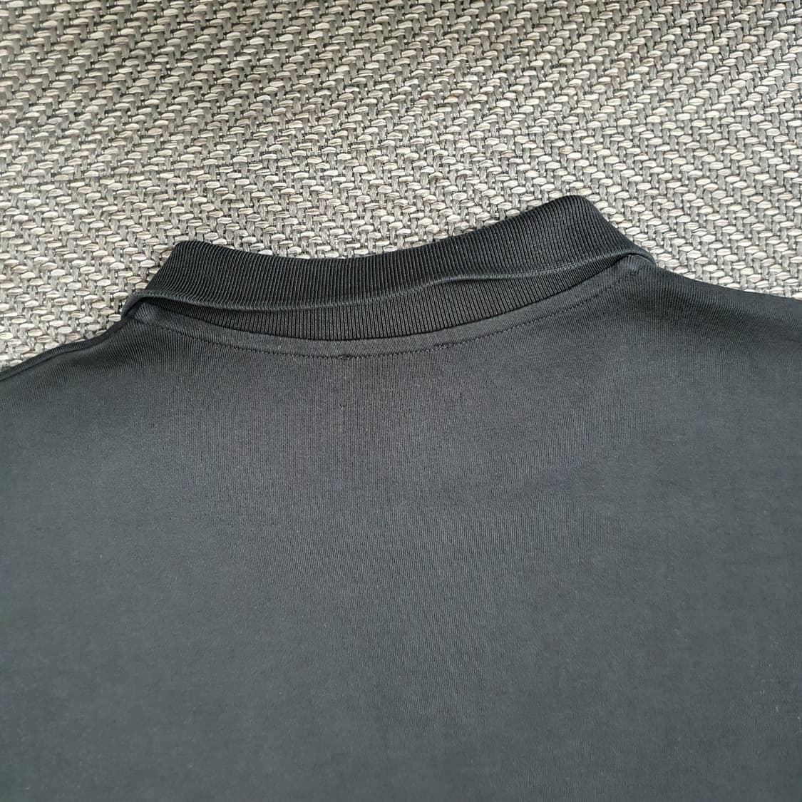 COS 코스 긴소매 카라티 남자105 상품이미지6