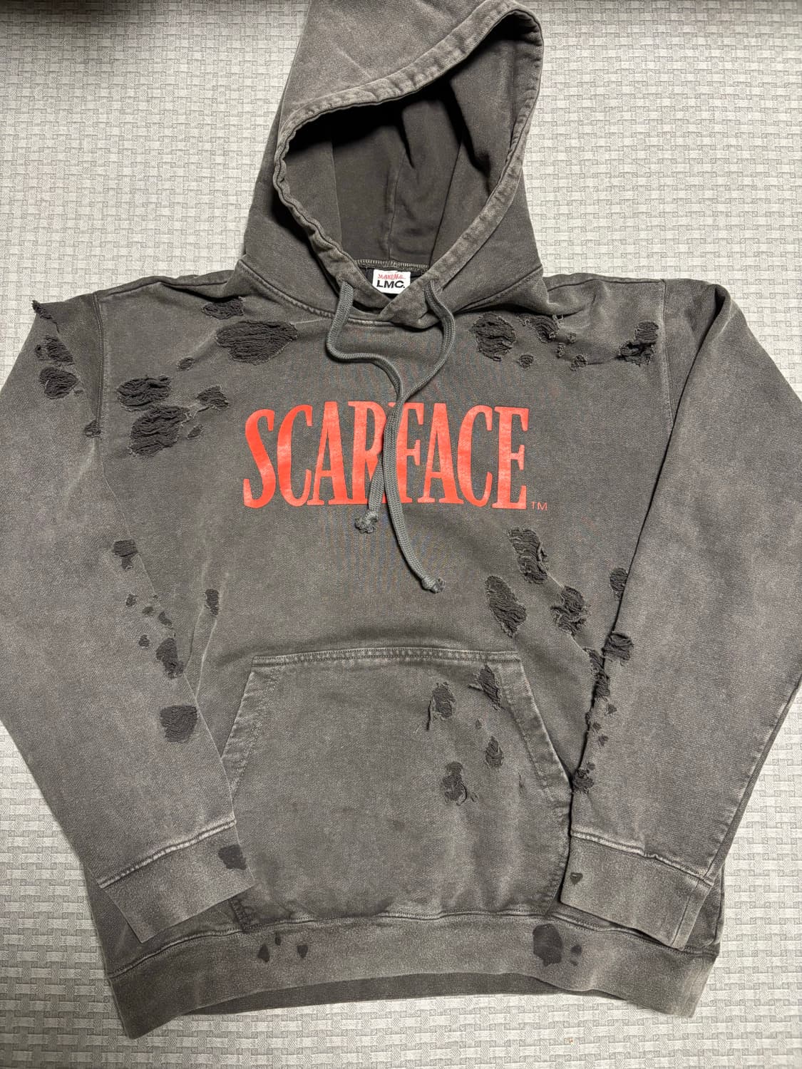 LMC X SCARFACE DESTROYED HOODIE black 상품이미지2