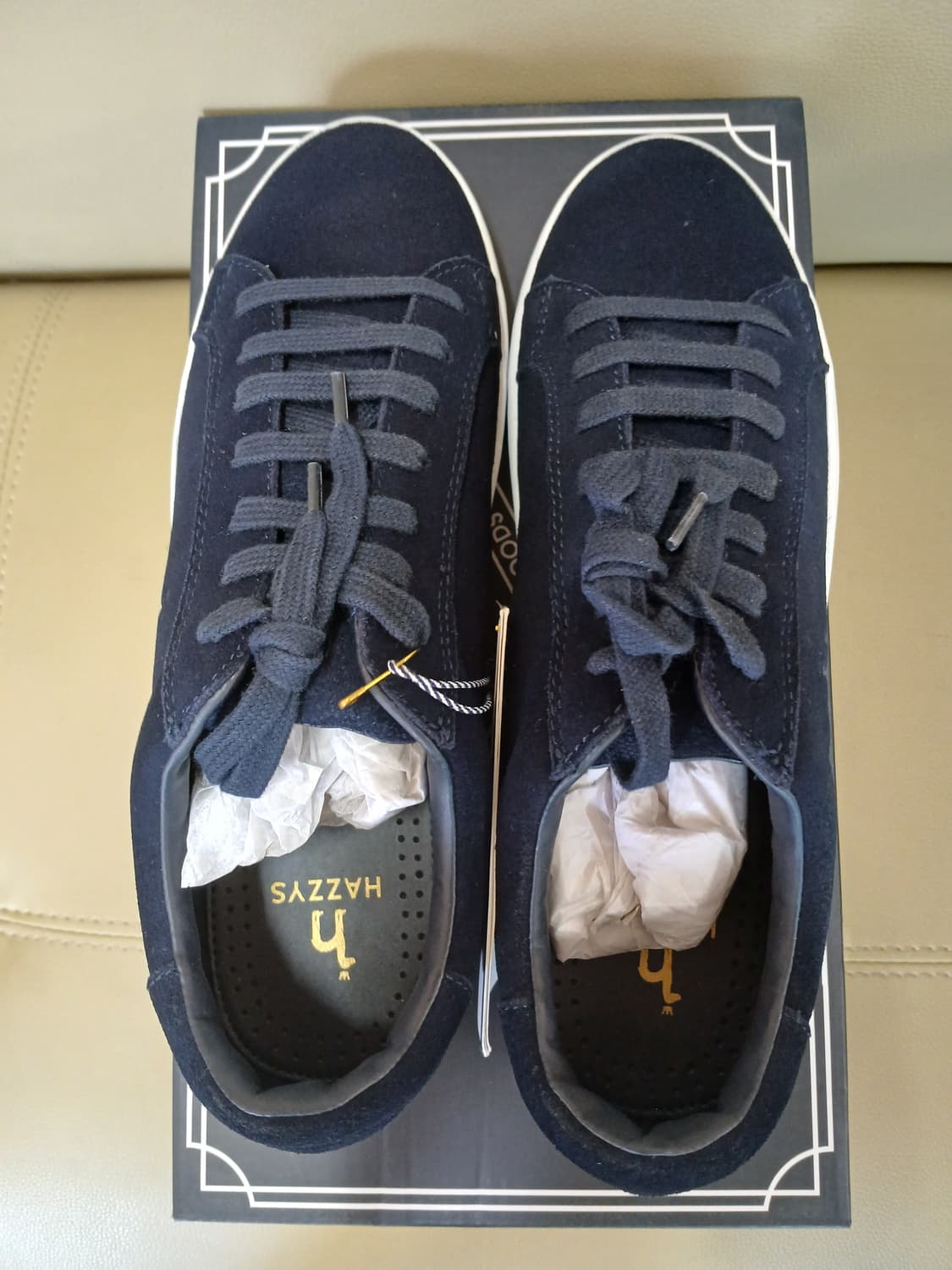 헤지스 스니커즈 260 새상품 상품이미지4